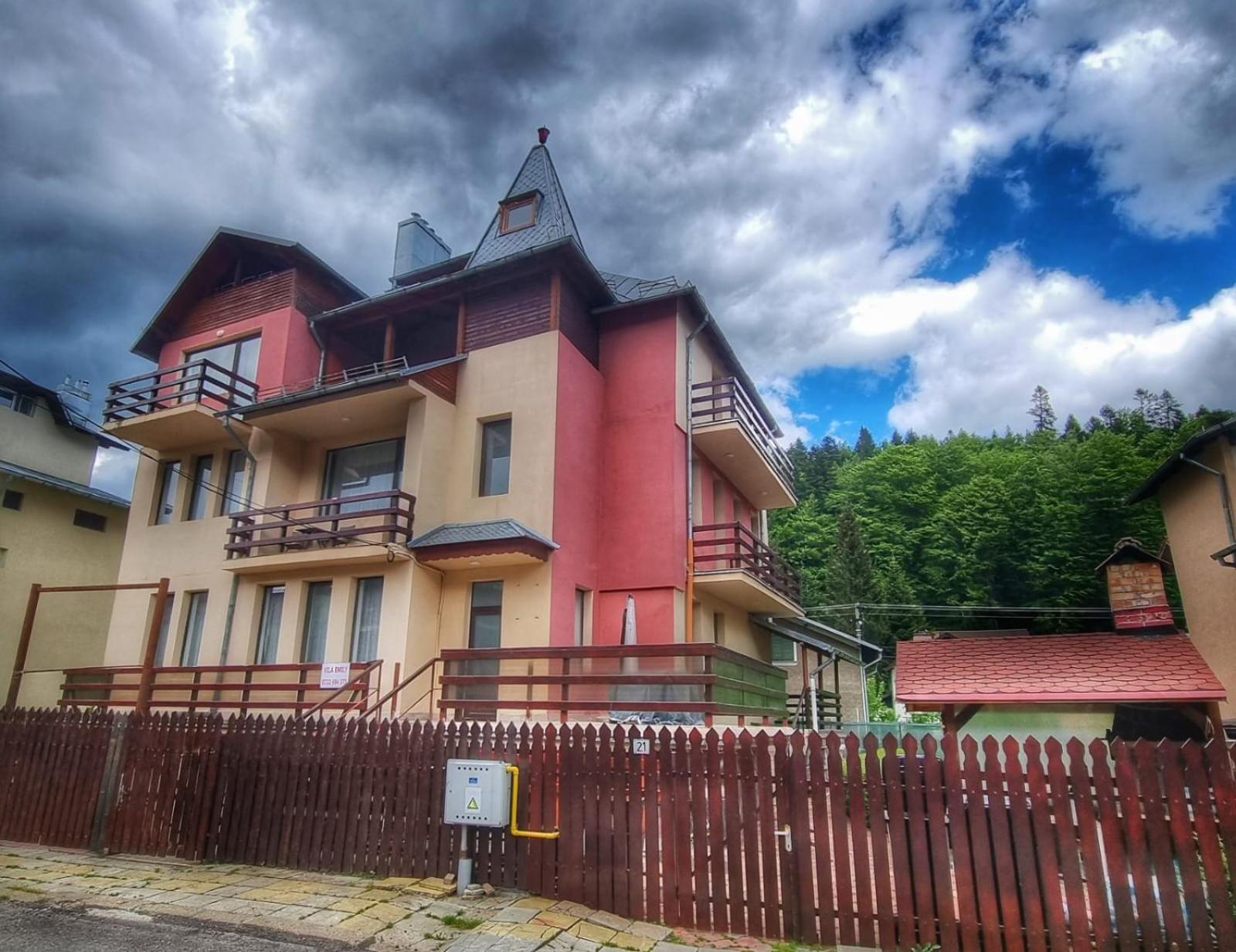 Vila Emily view 2