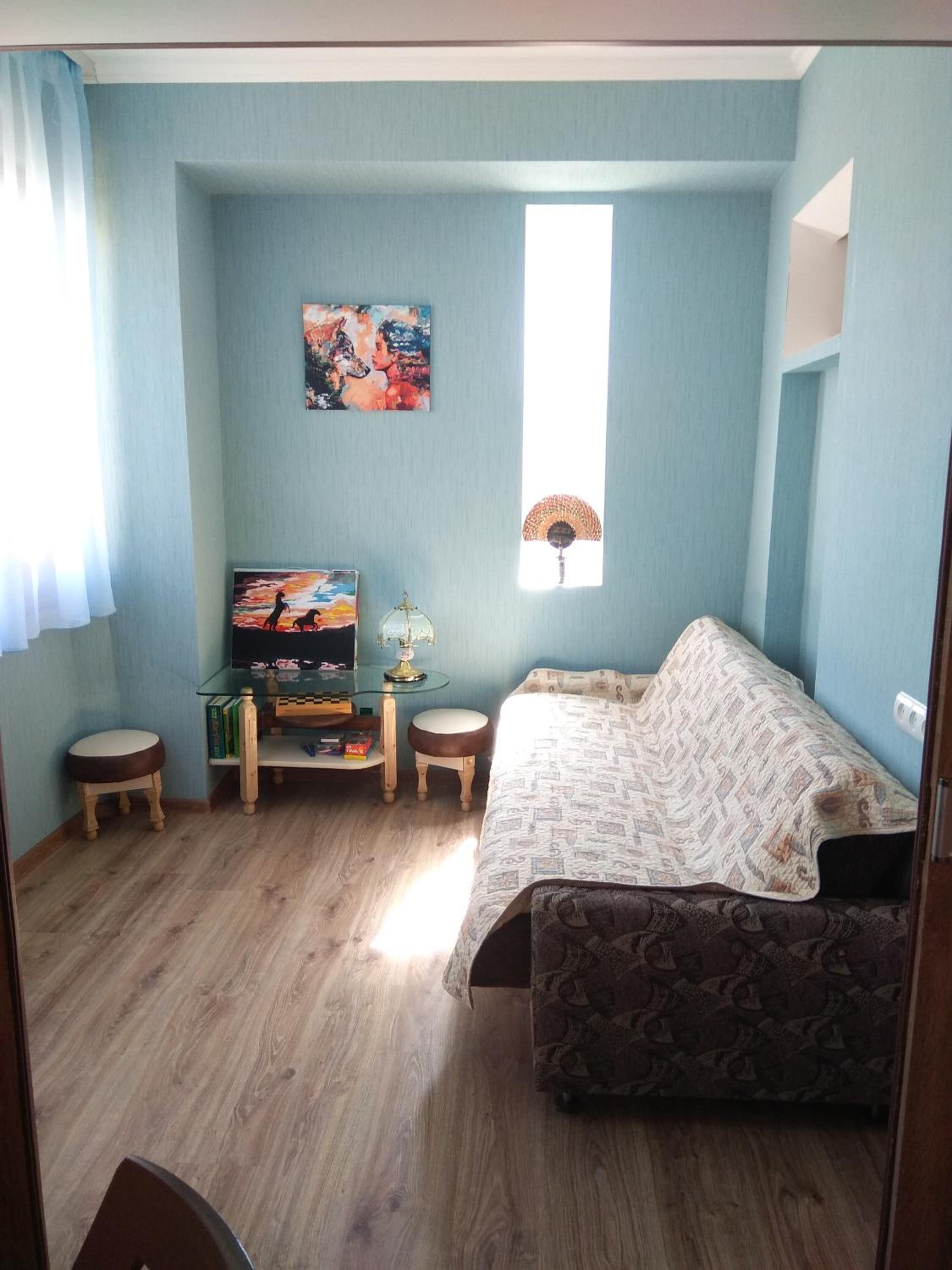 Sunny Aura apartment