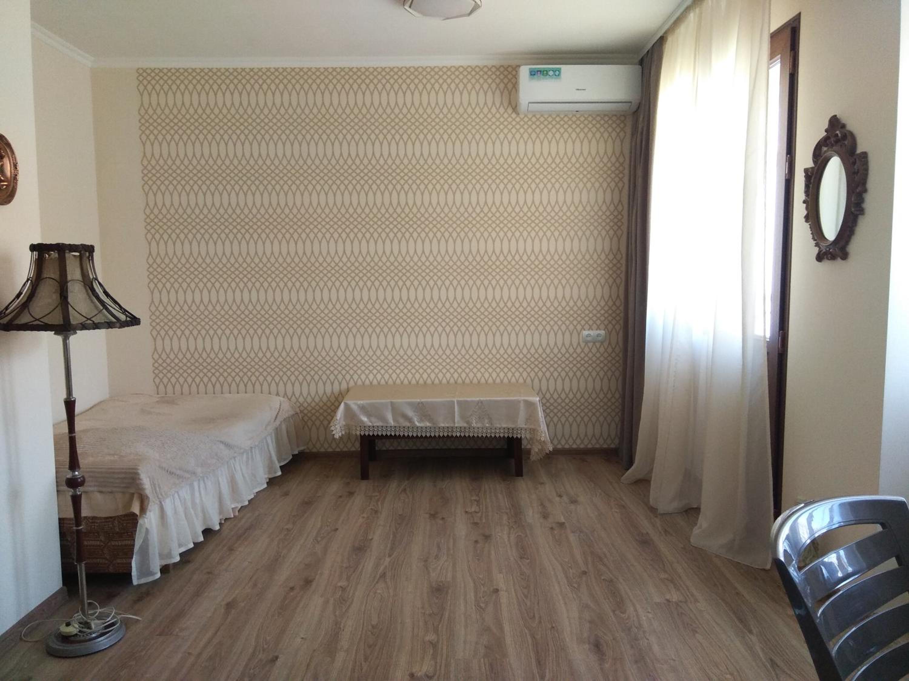 Sunny Aura apartment