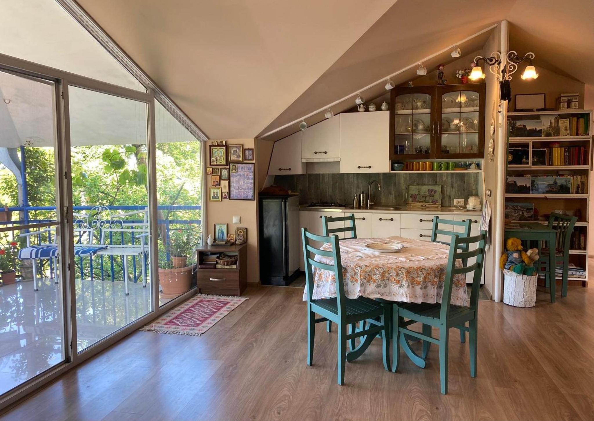 Nino's Veranda Apartment view 2