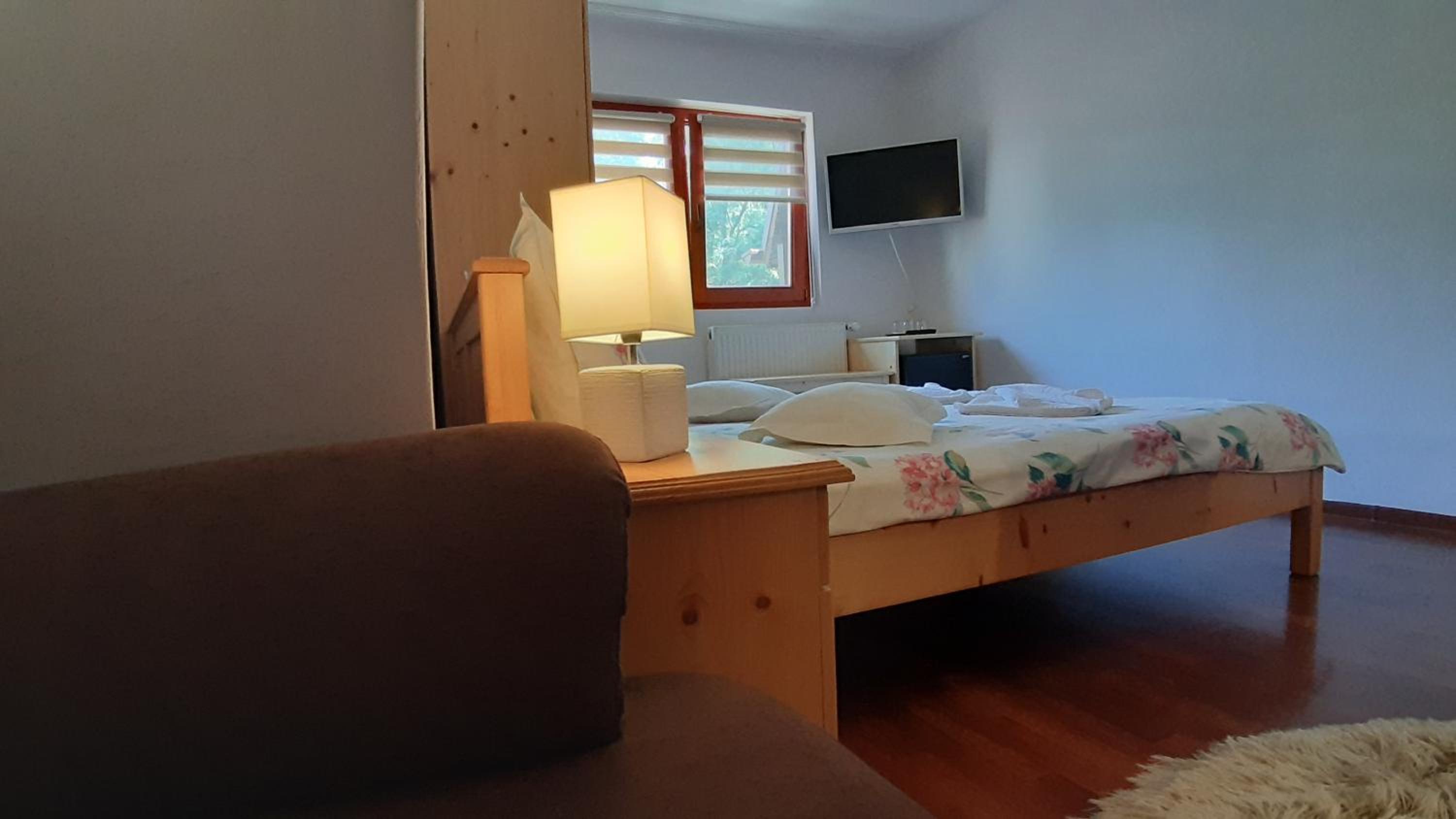 Photo 24