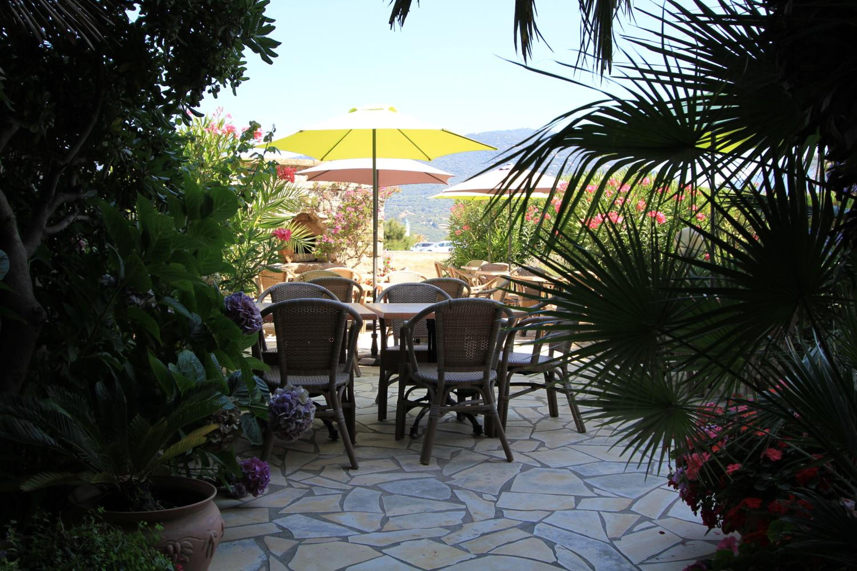 outdoor BBQ area