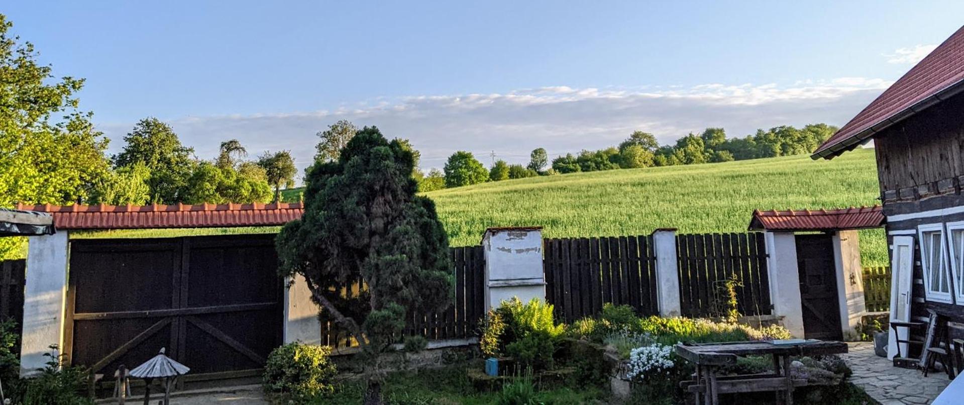 Chalupa u rybníka Střehom