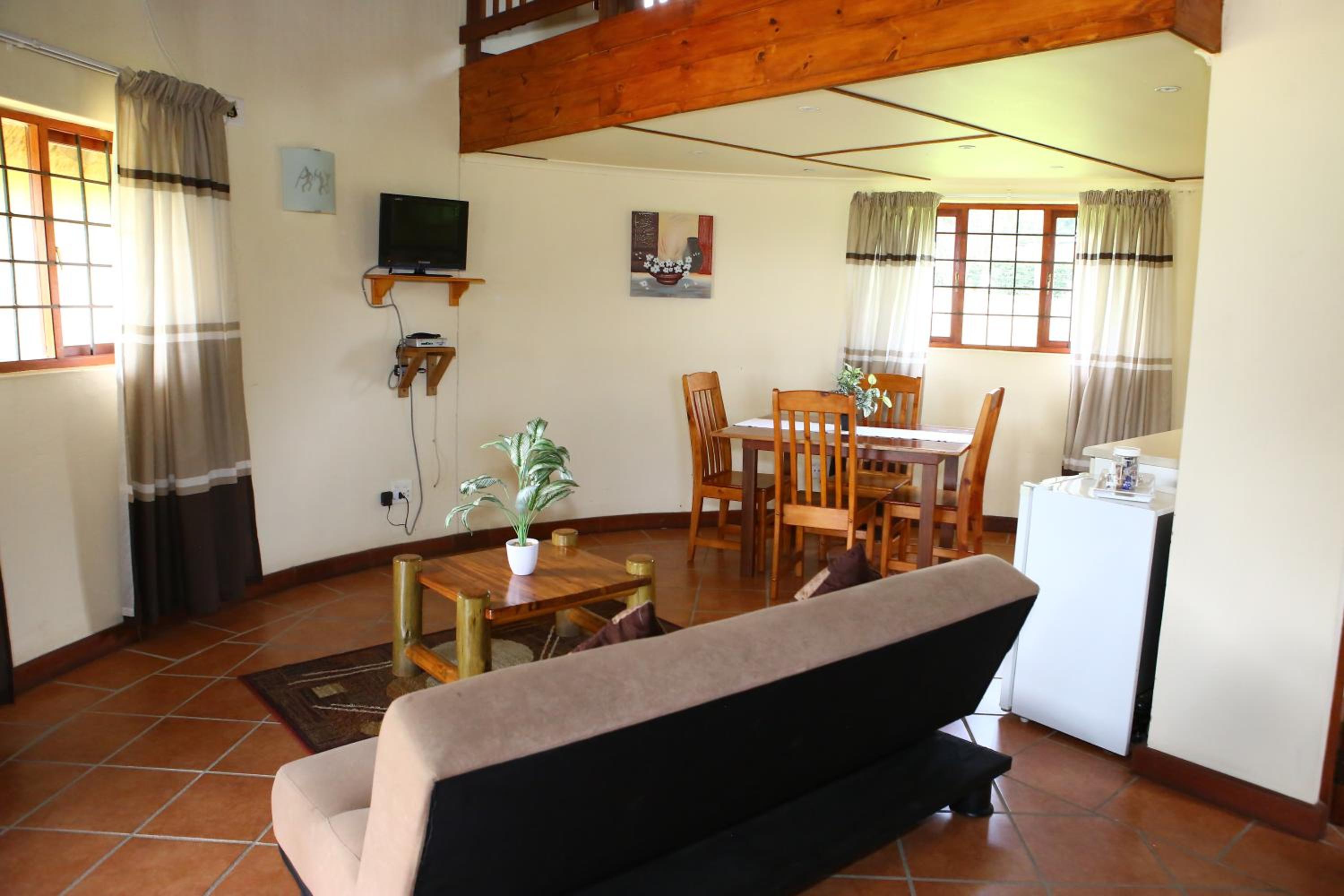 Impangele Lodge