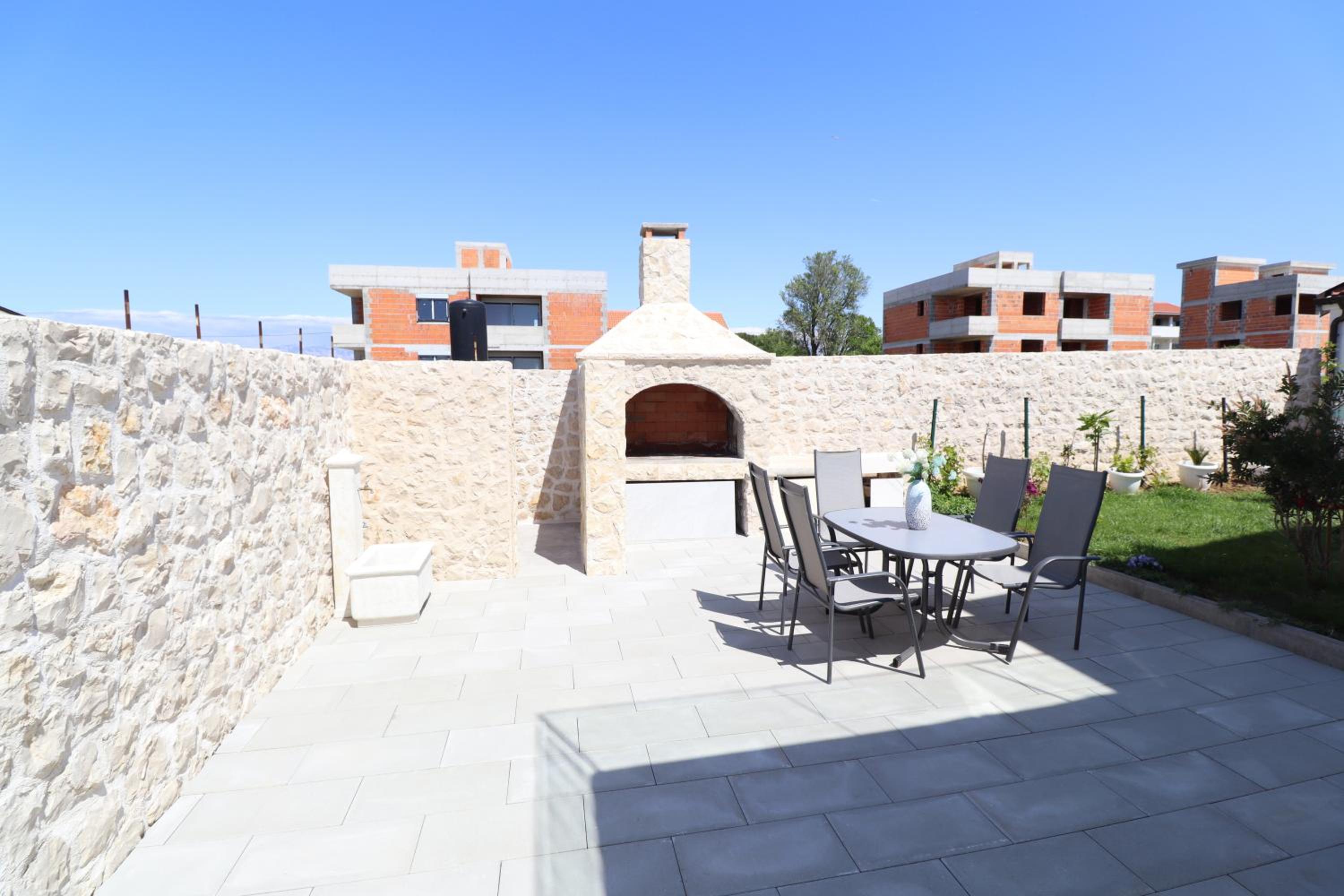 Vrsi Apartments view 5
