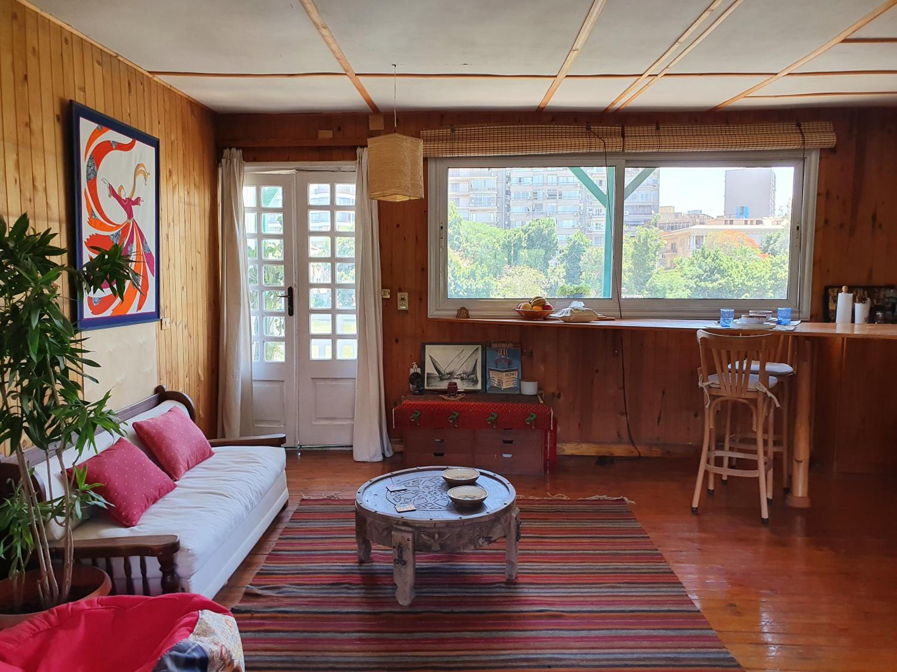 Houseboat65 - Historic home on the Nile - Central Cairo