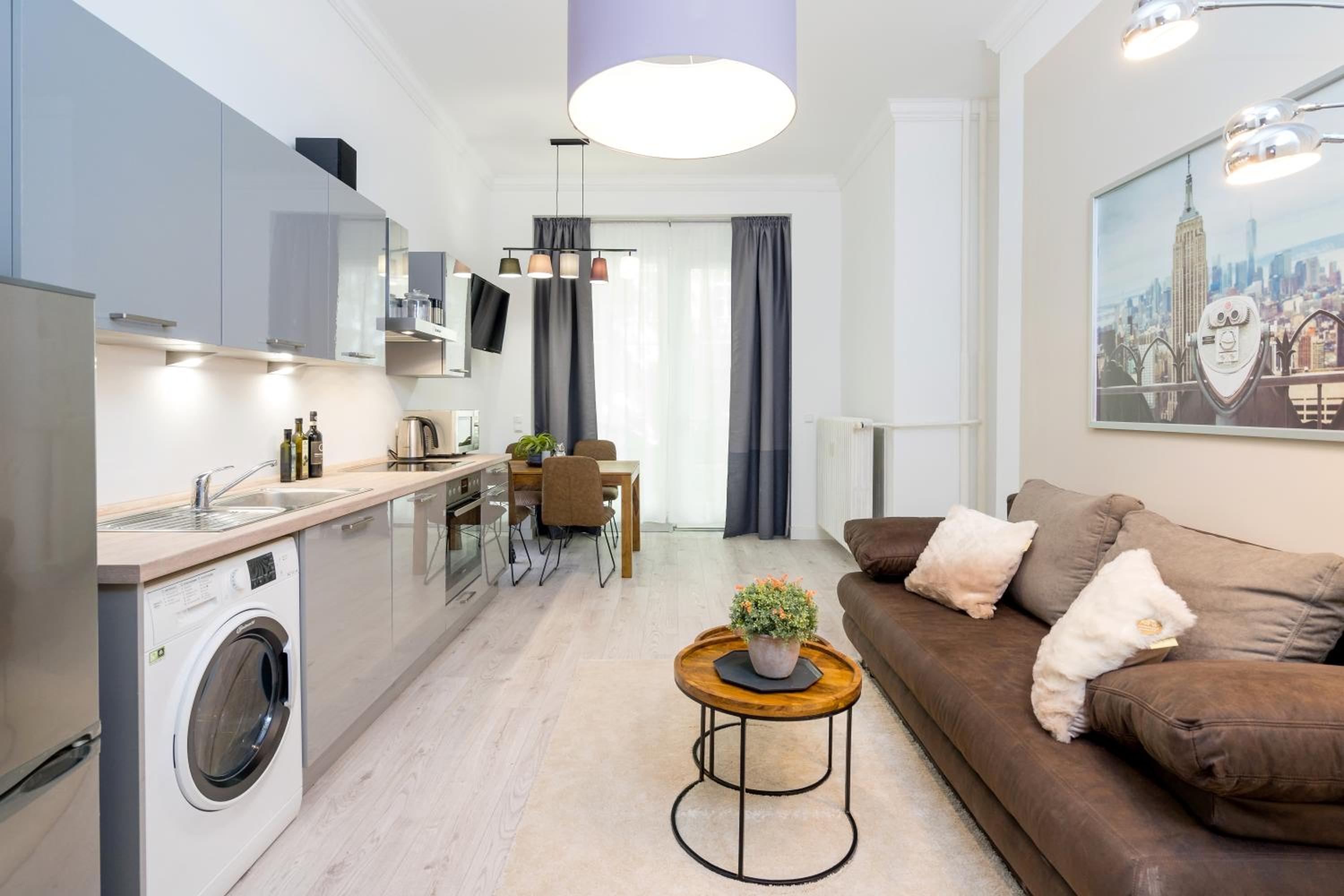 The Lohmeyerstr I, lovely 1 BR, group & family friendly, 2 - 4 Guests