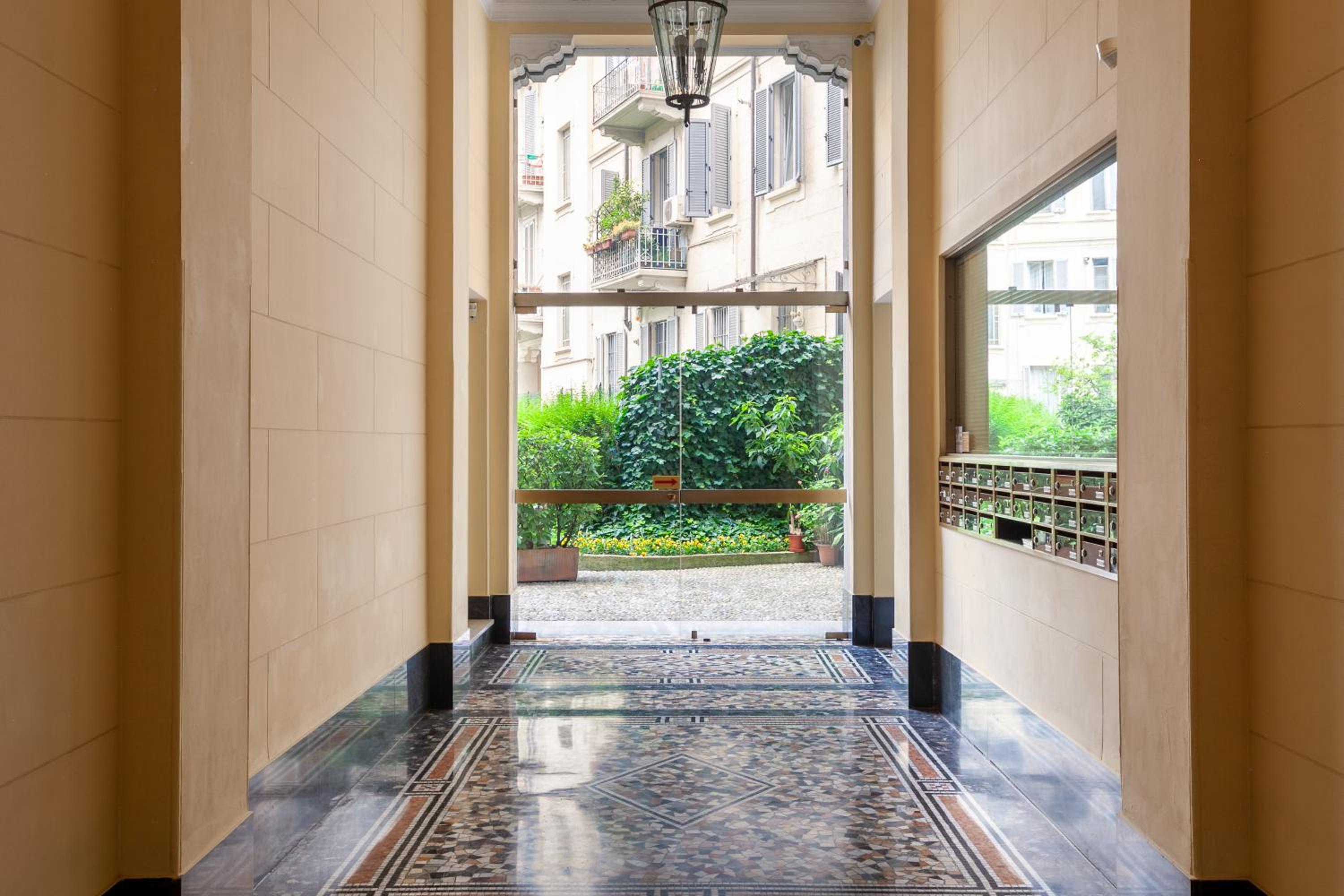 Splendido studio vicino all'Arco della Pace - A.C. - Melzi D'Eril