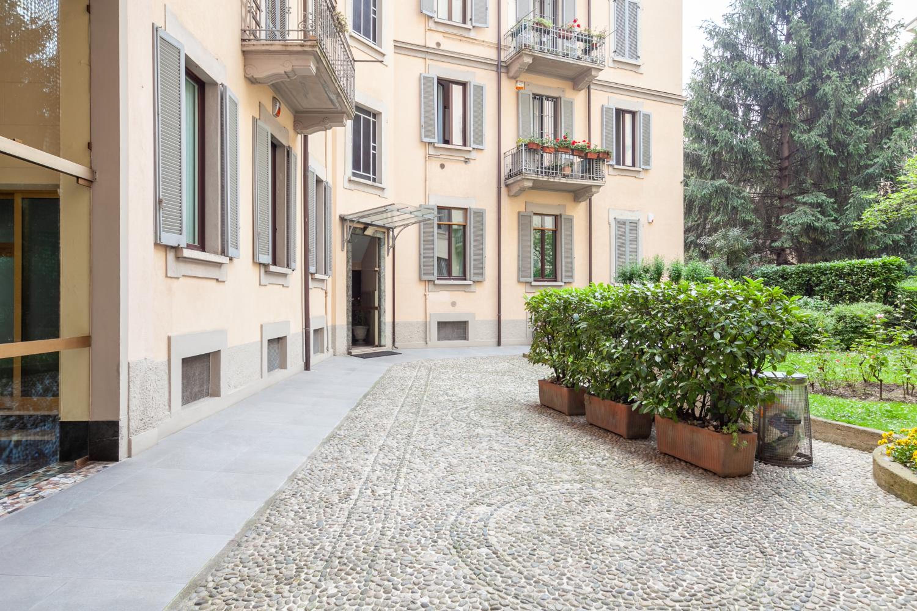 Splendido studio vicino all'Arco della Pace - A.C. - Melzi D'Eril