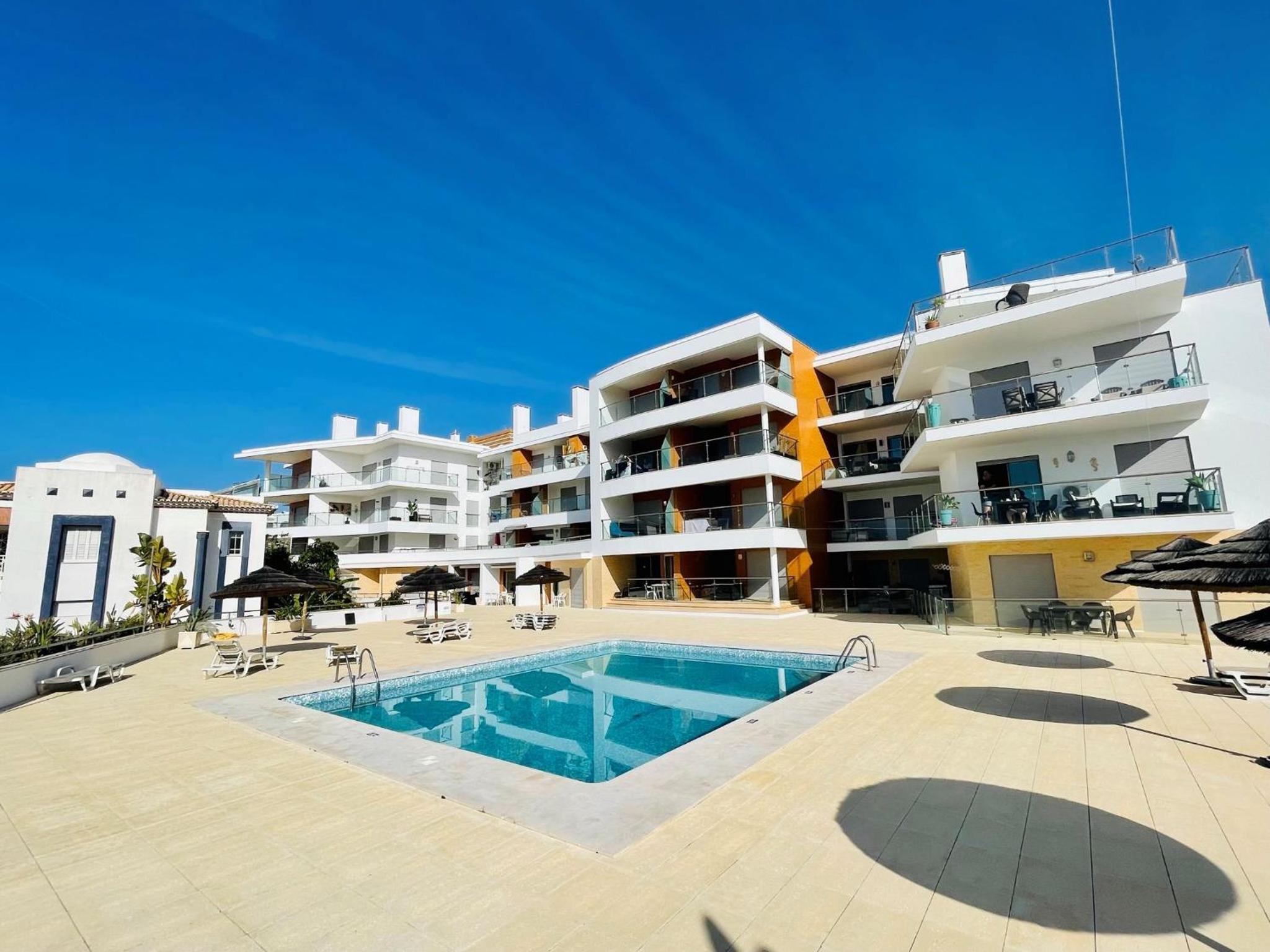On The BEACH Stunning Apartment Albufeira Olhos de Água view 4