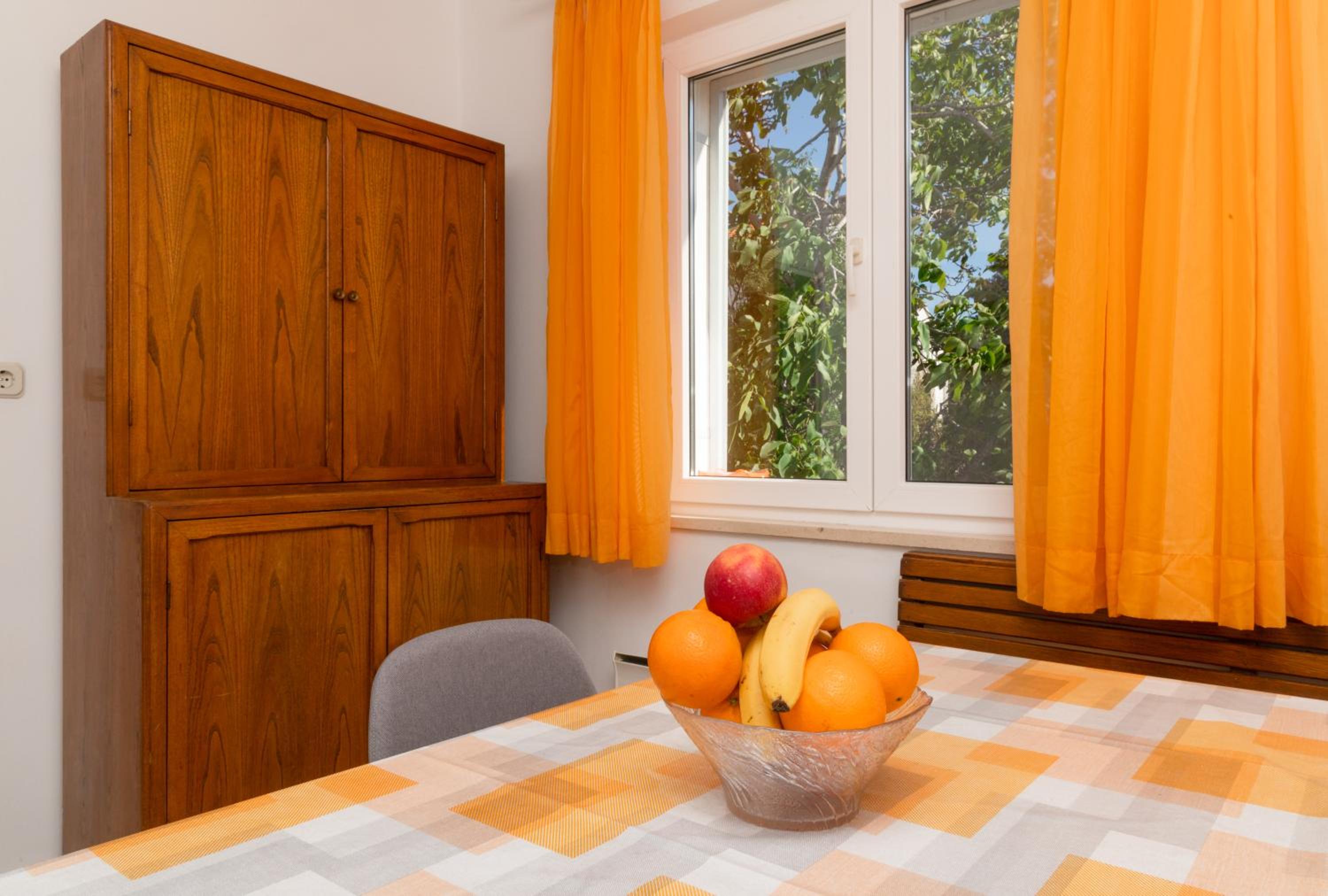 Apartment Nona - Center, 150 meters from the beach view 5
