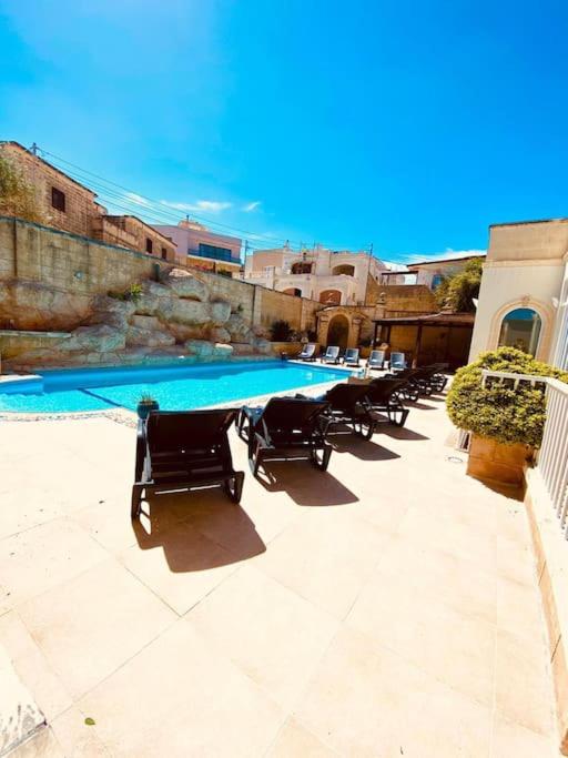 Velver Mansion, Malta - Luxury Villa with Pool view 5