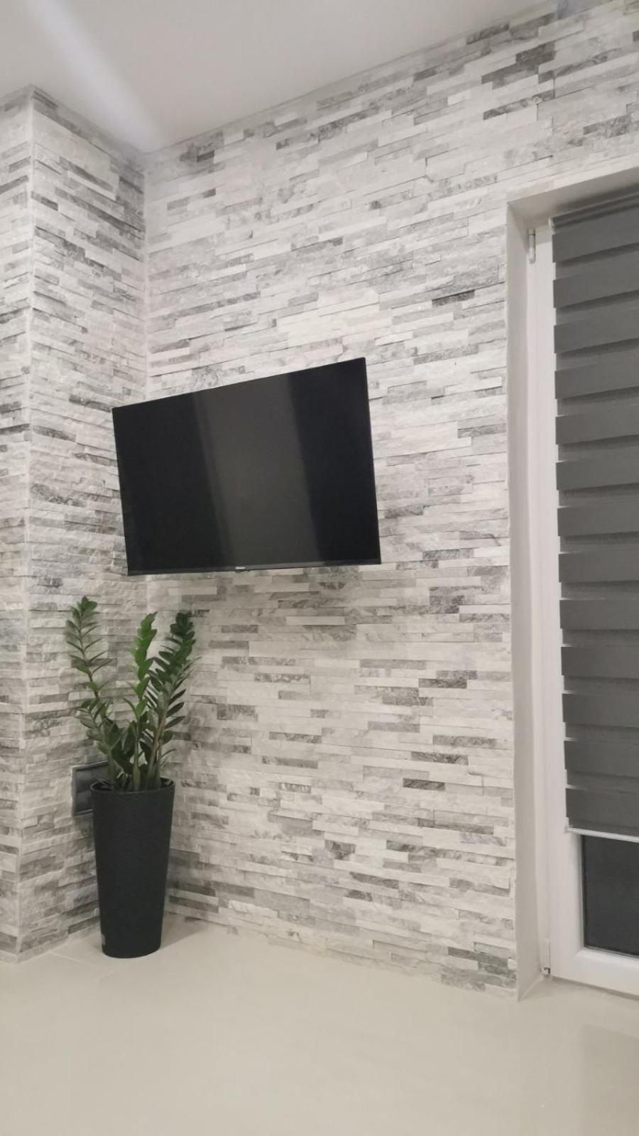 Apartment Deni view 3