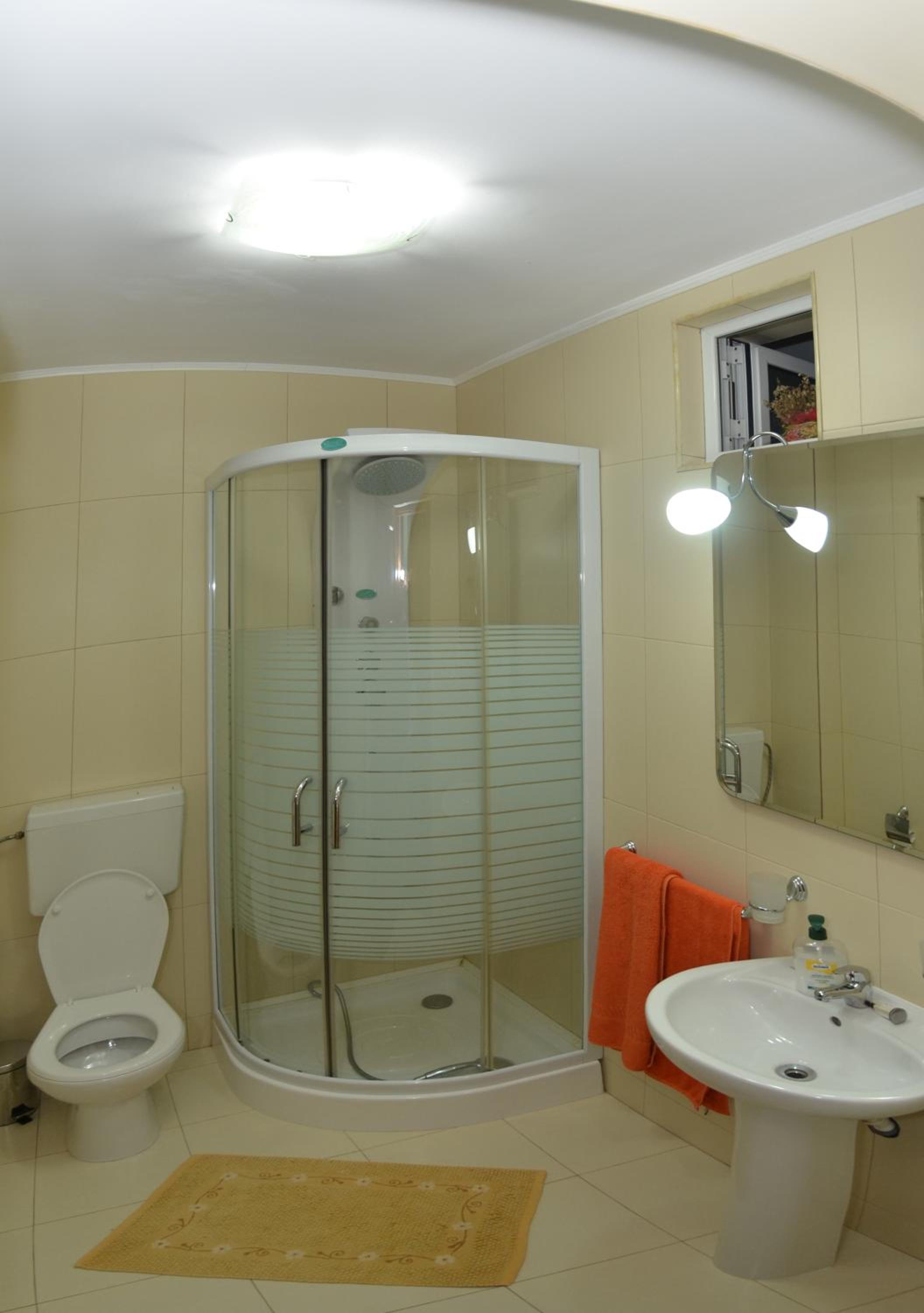 Photo 49