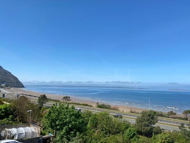 Lovely New 2 Bedroom Condo with Stunning Seaviews view 3