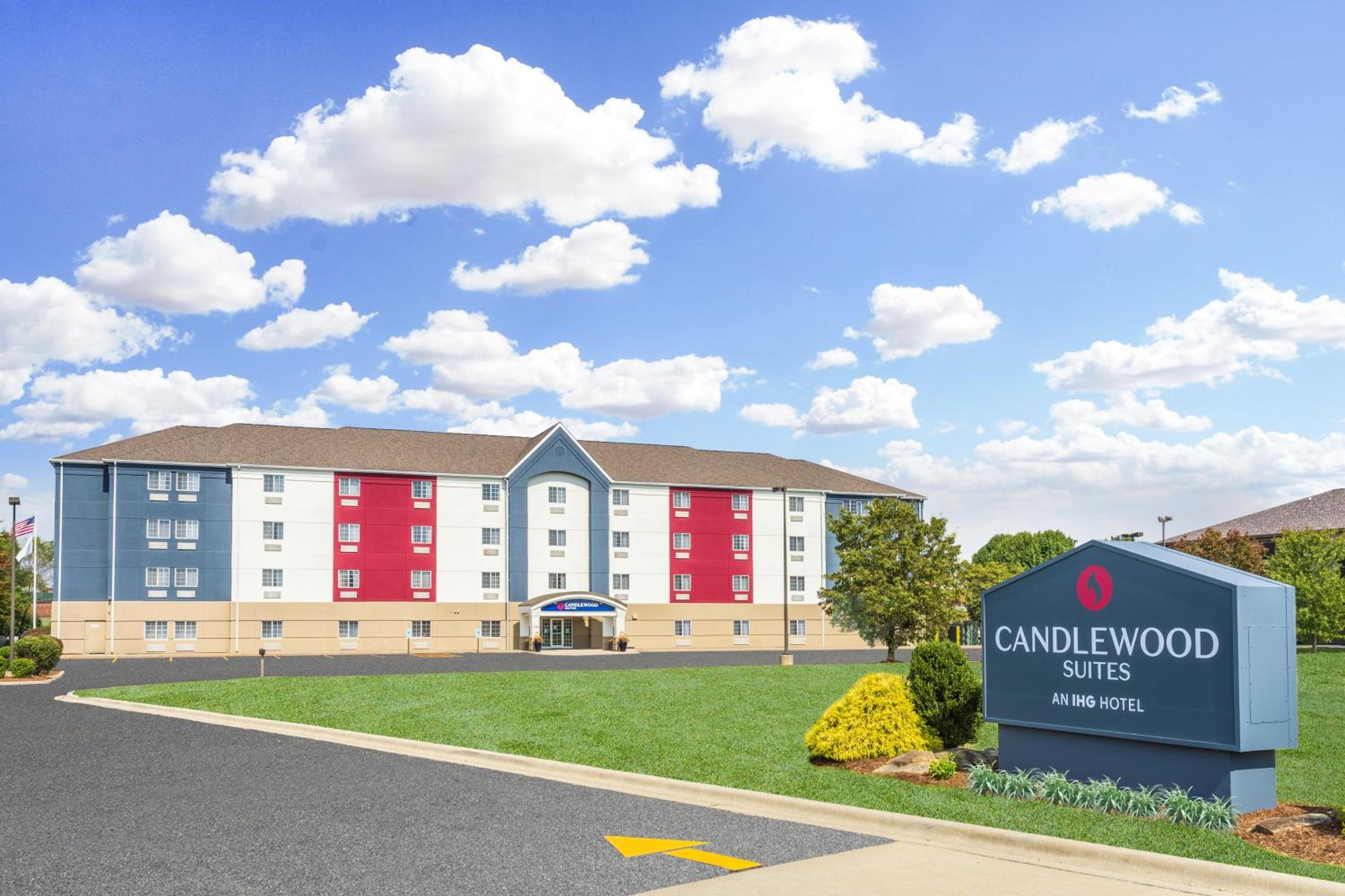 Hotel Candlewood Suites O Fallon by IHG