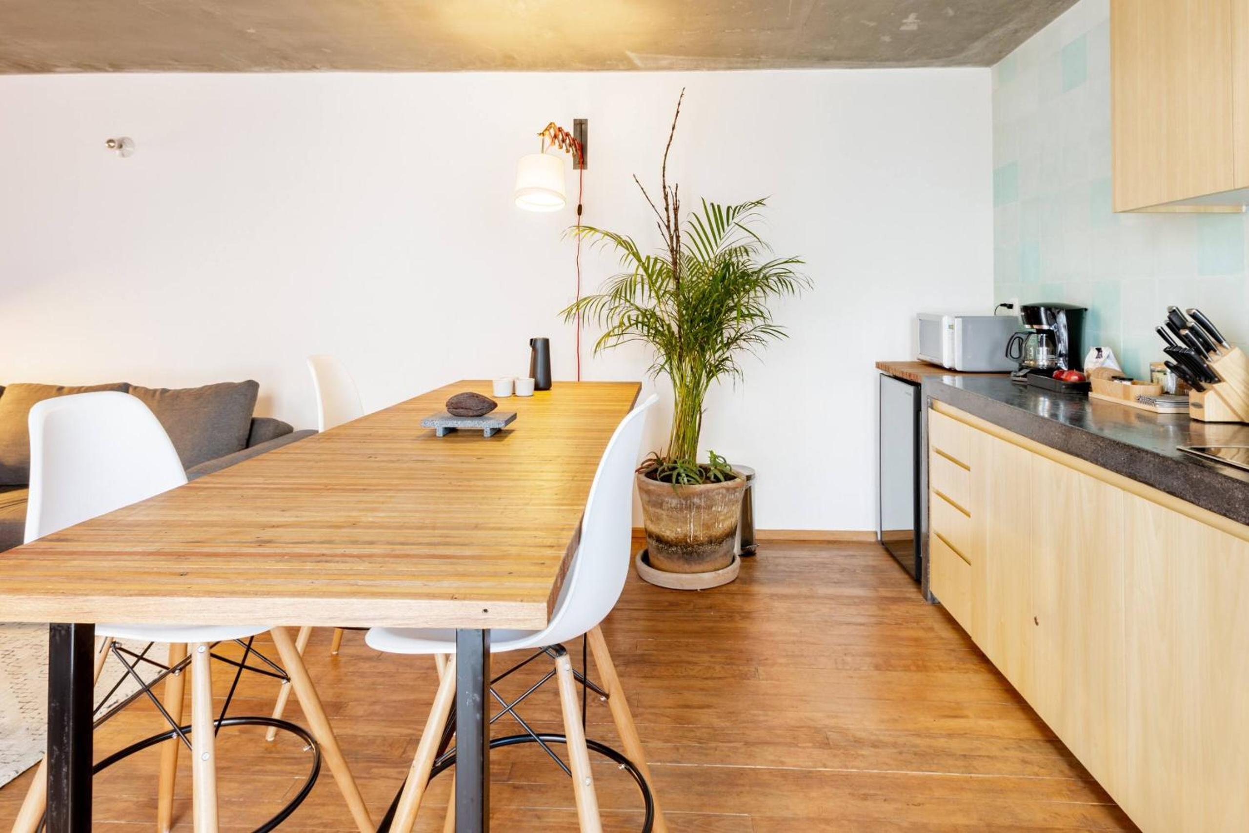 Chic and Minimalist loft photo 5