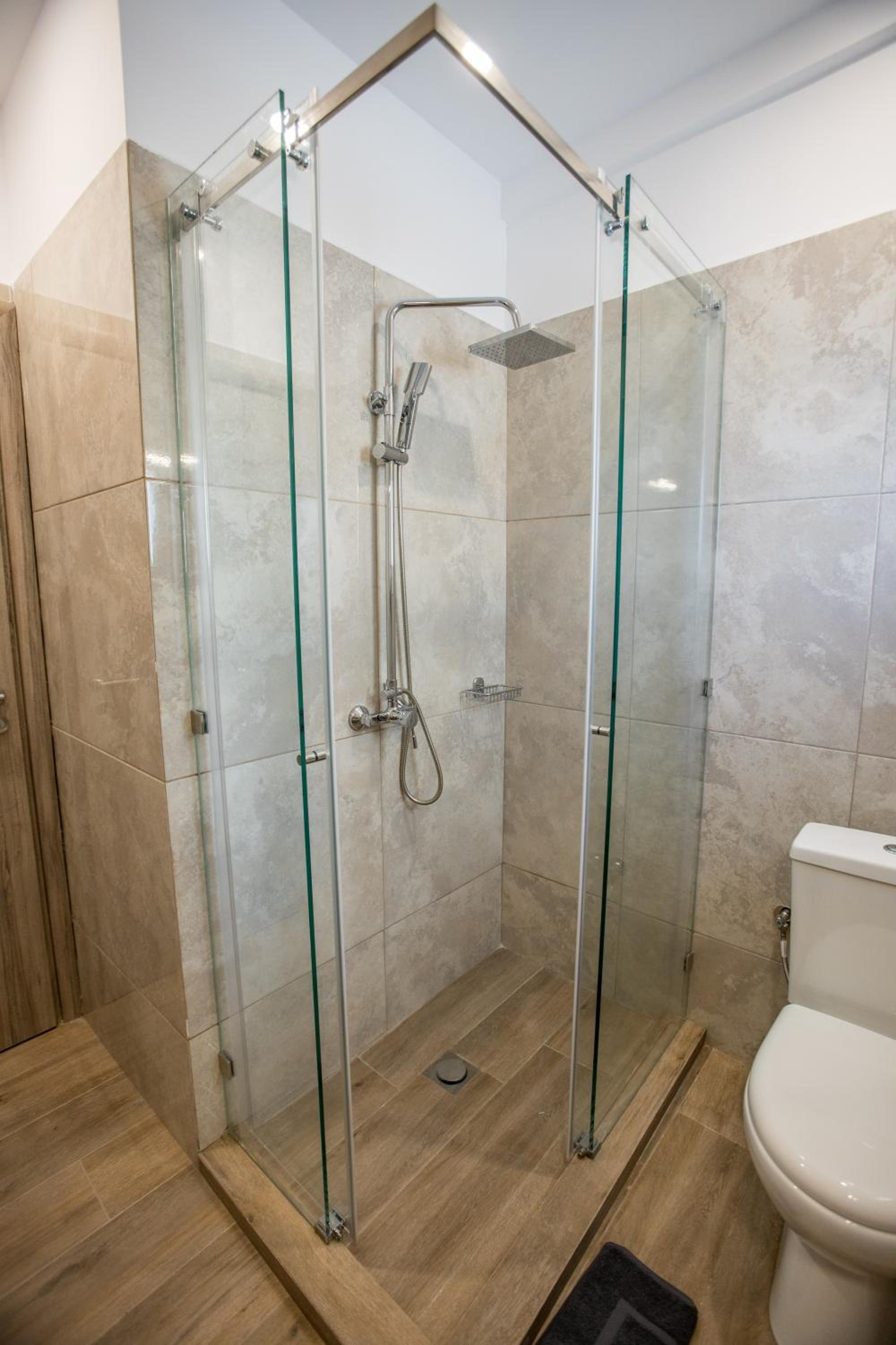 Raise Kifisias Serviced Apartments