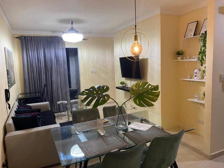 Lesnah Apartamento, Jacobo Majluta