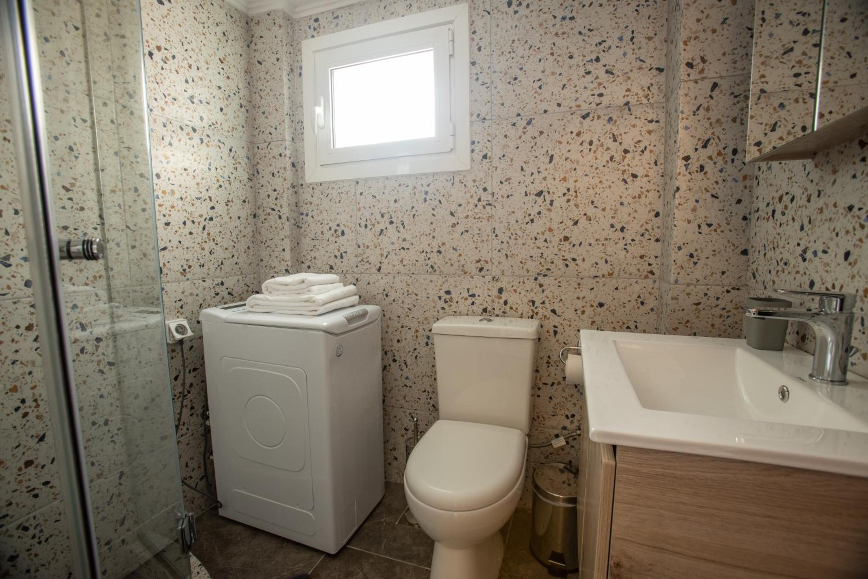 Raise Kifisias Serviced Apartments