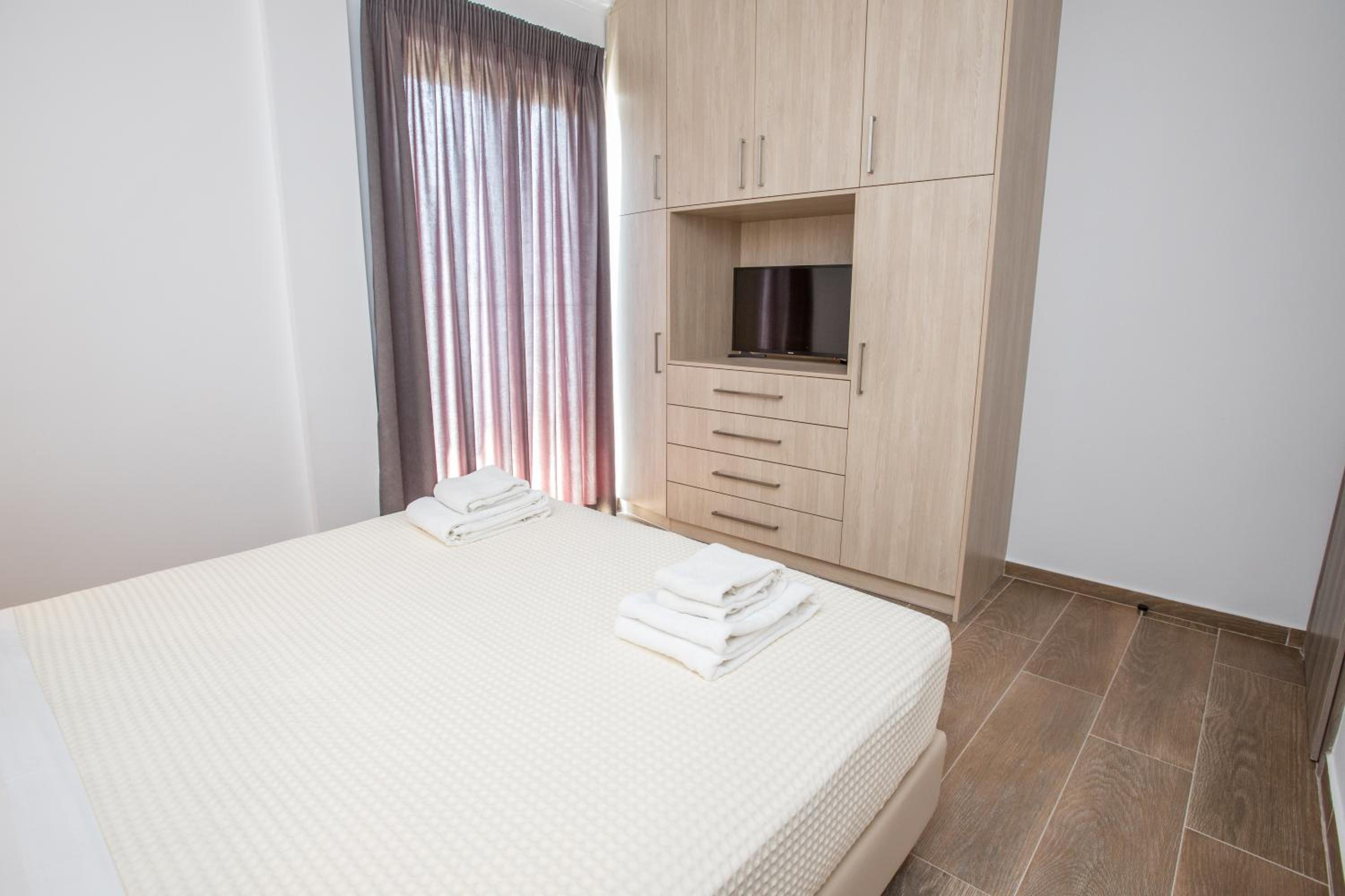 Raise Kifisias Serviced Apartments