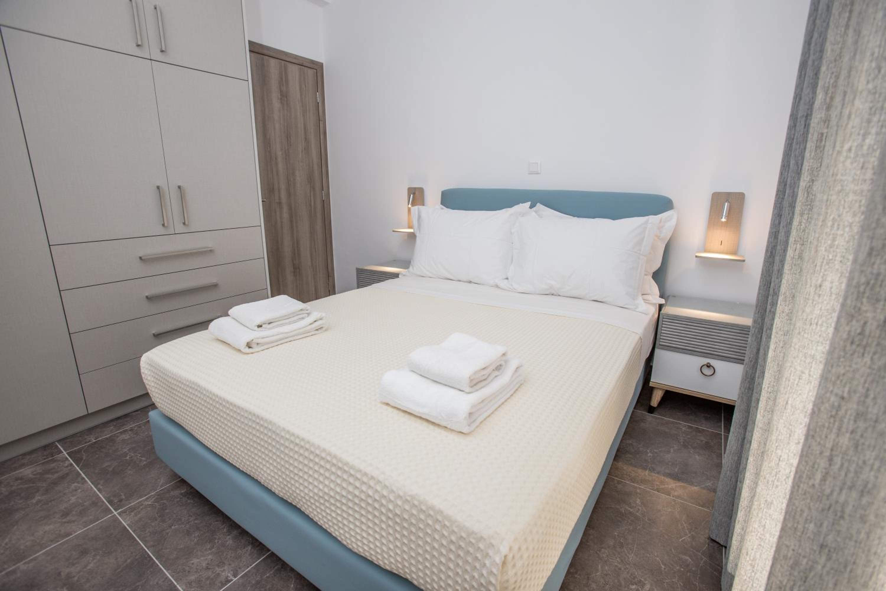 Raise Kifisias Serviced Apartments