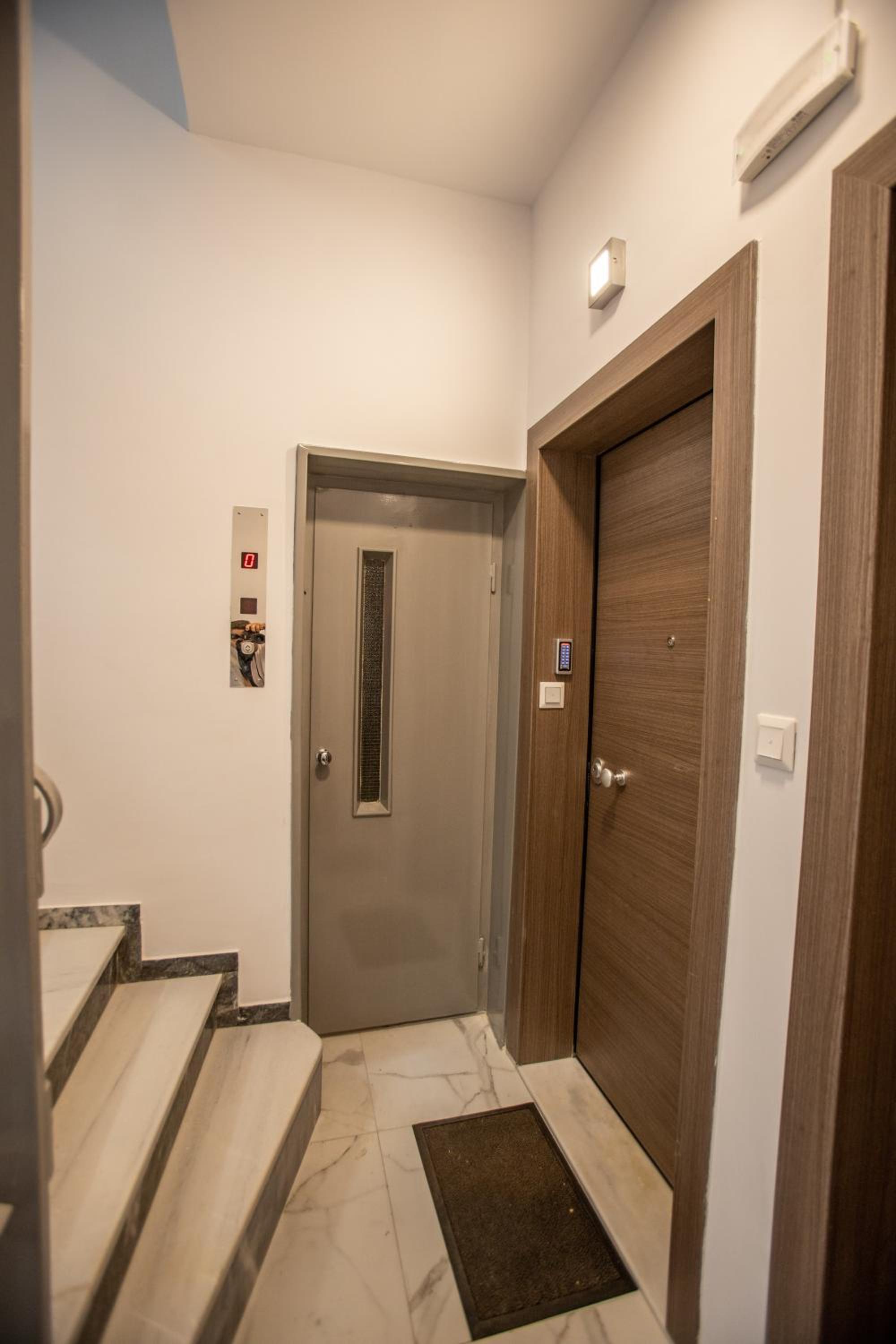 Raise Kifisias Serviced Apartments