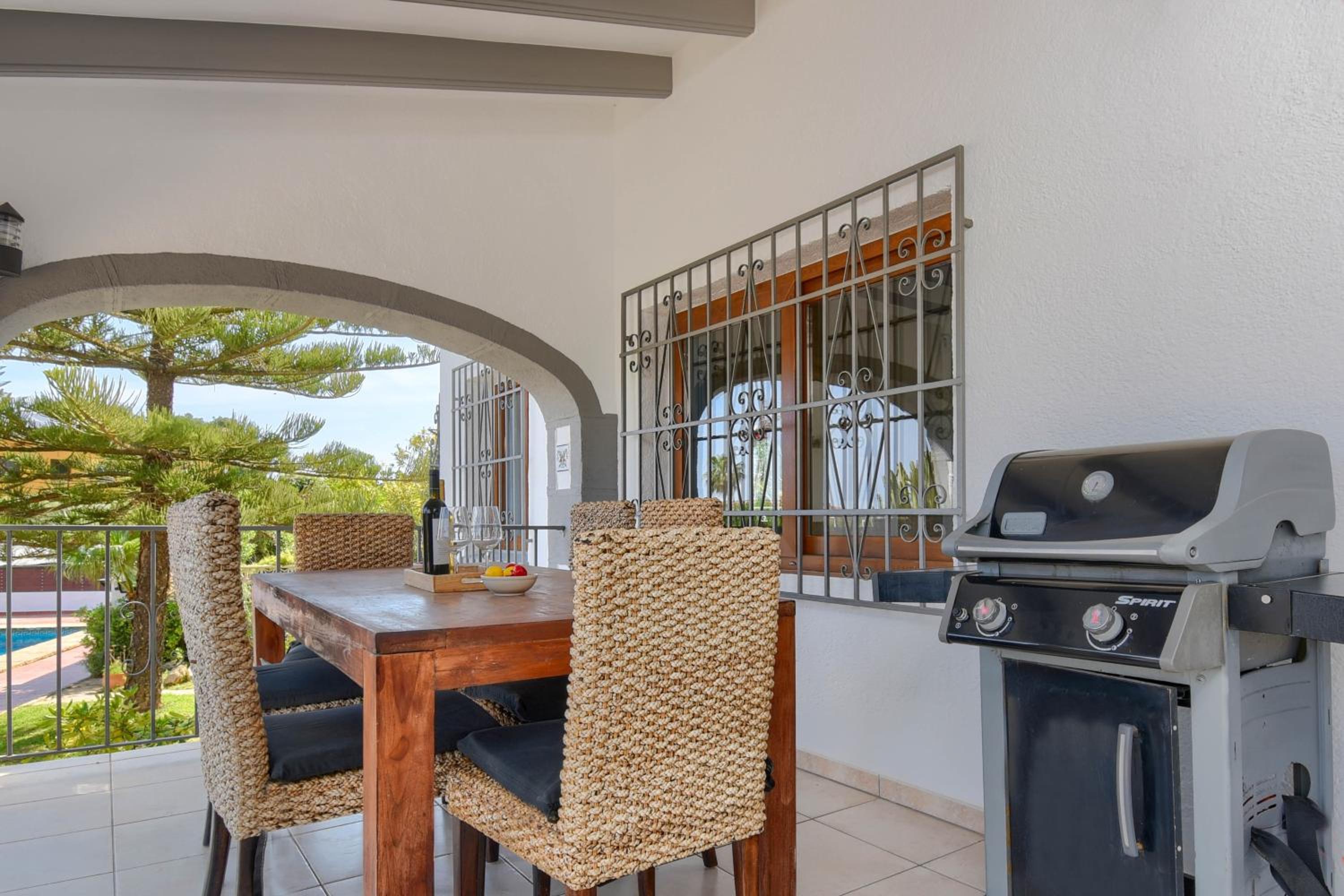 Villa Luna by Aguilarent view 5
