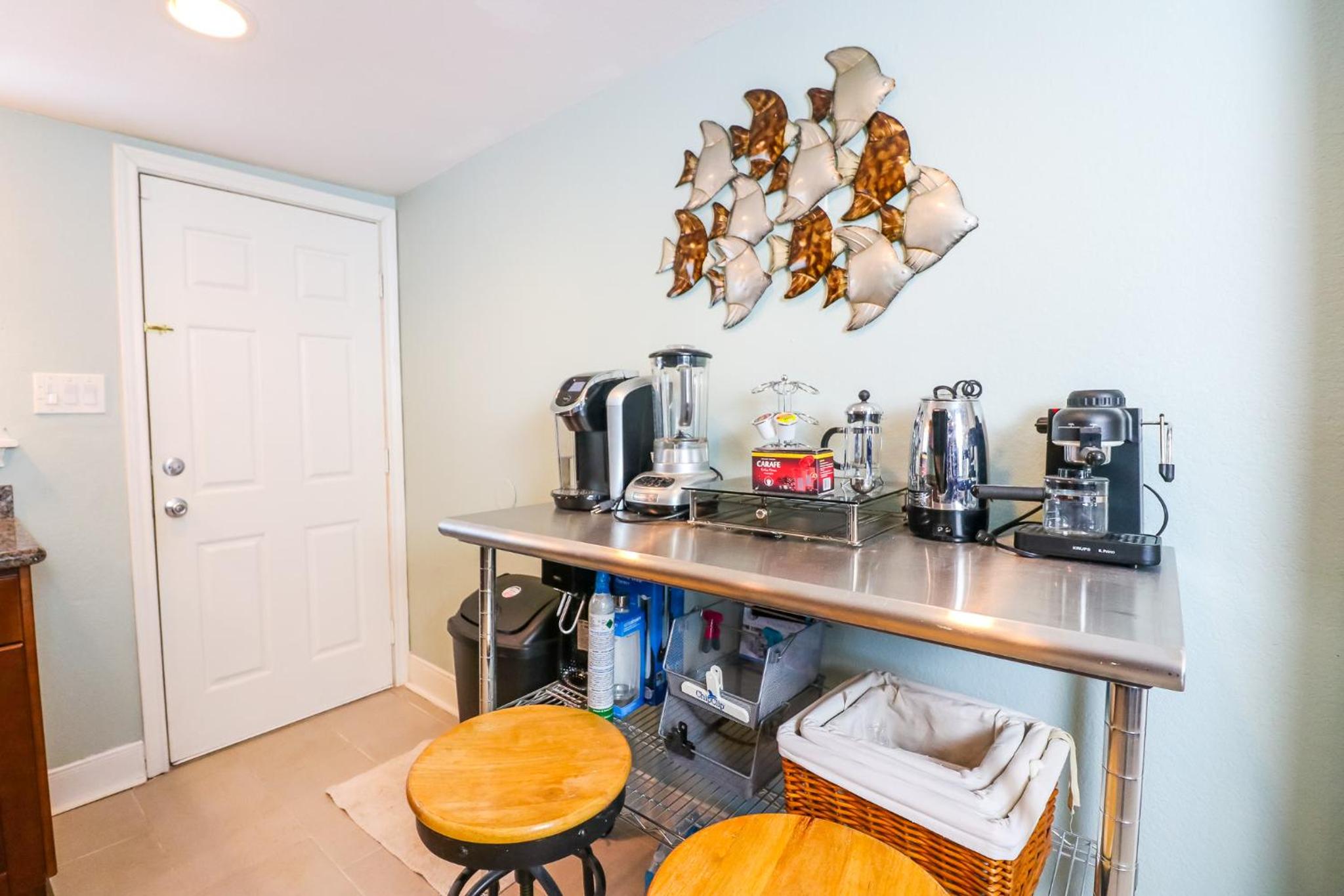 PERFECT location spacious yard coffee bar at this lovely beach home view 3