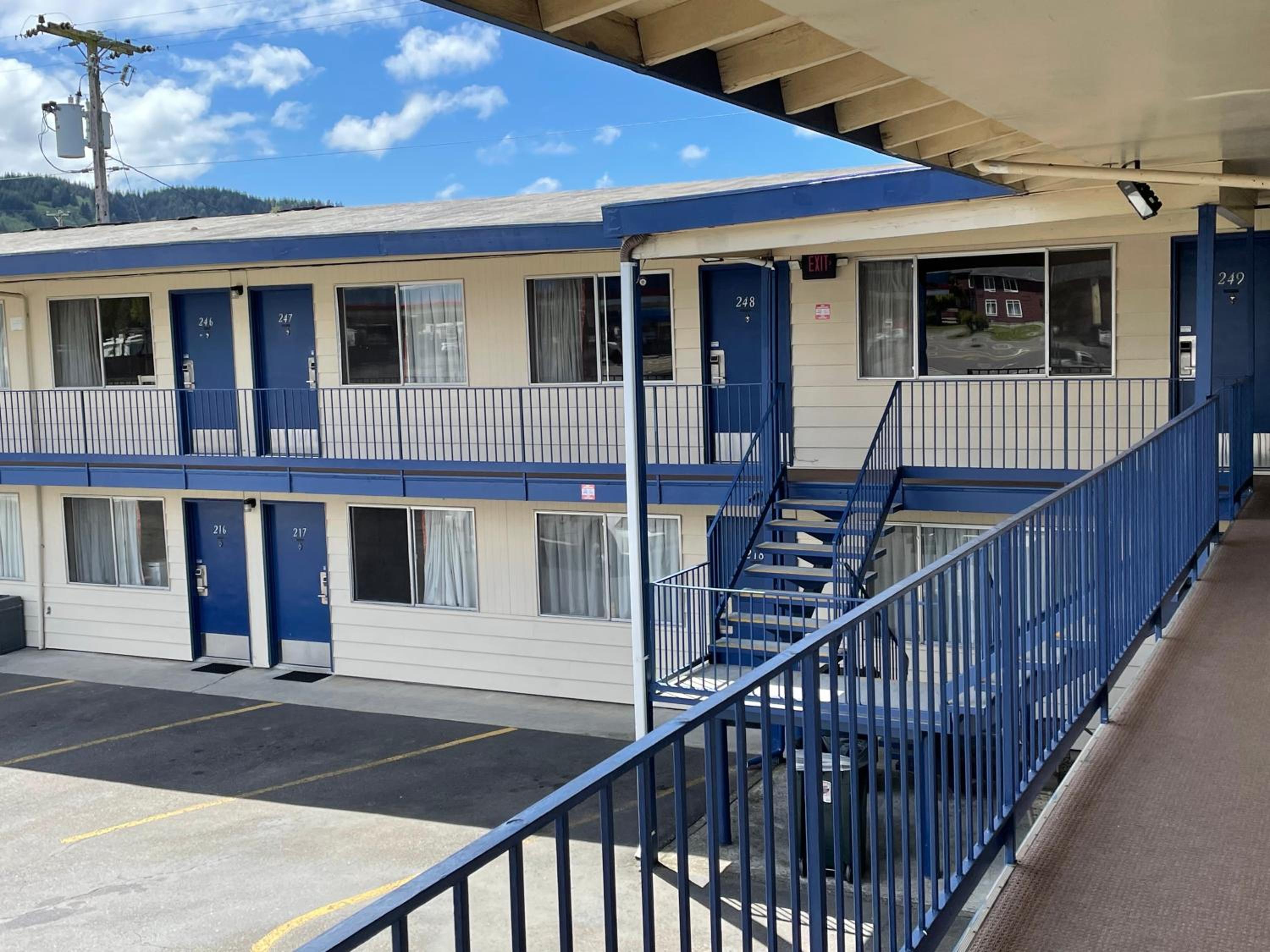 Economy Inn
