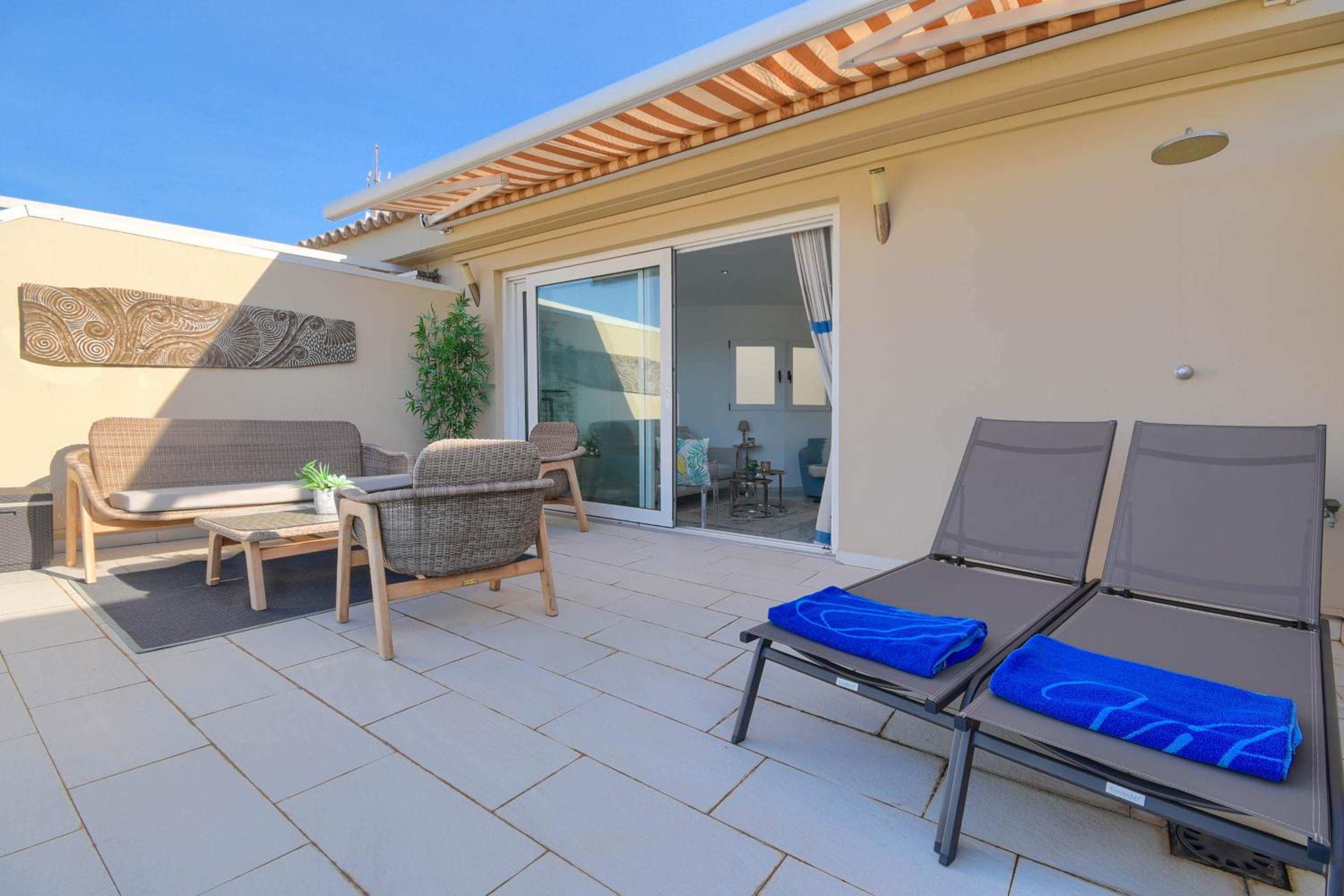 balance & terrace