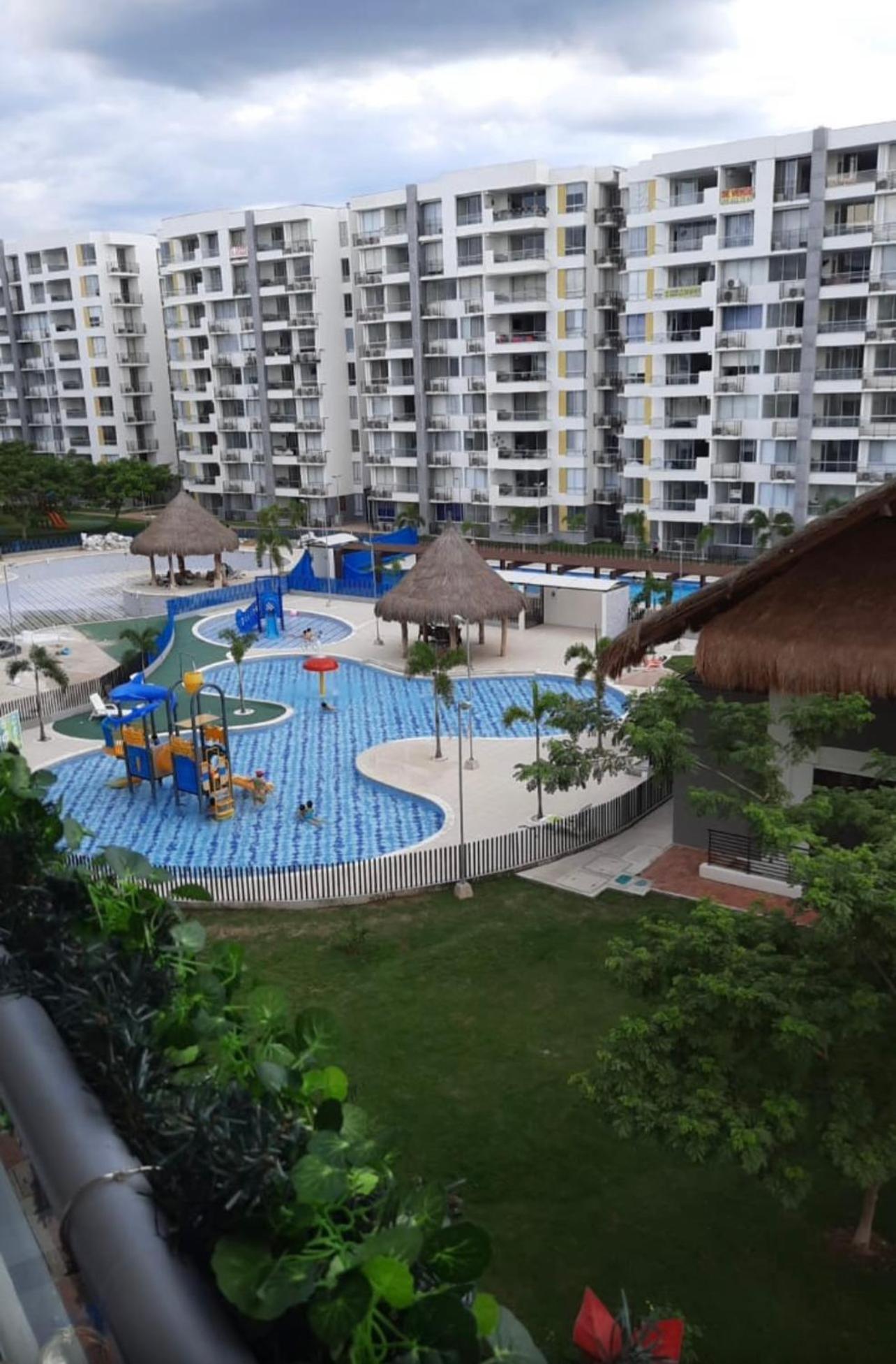 Espectacular apartamento en Condominio Peñazul con BBQ