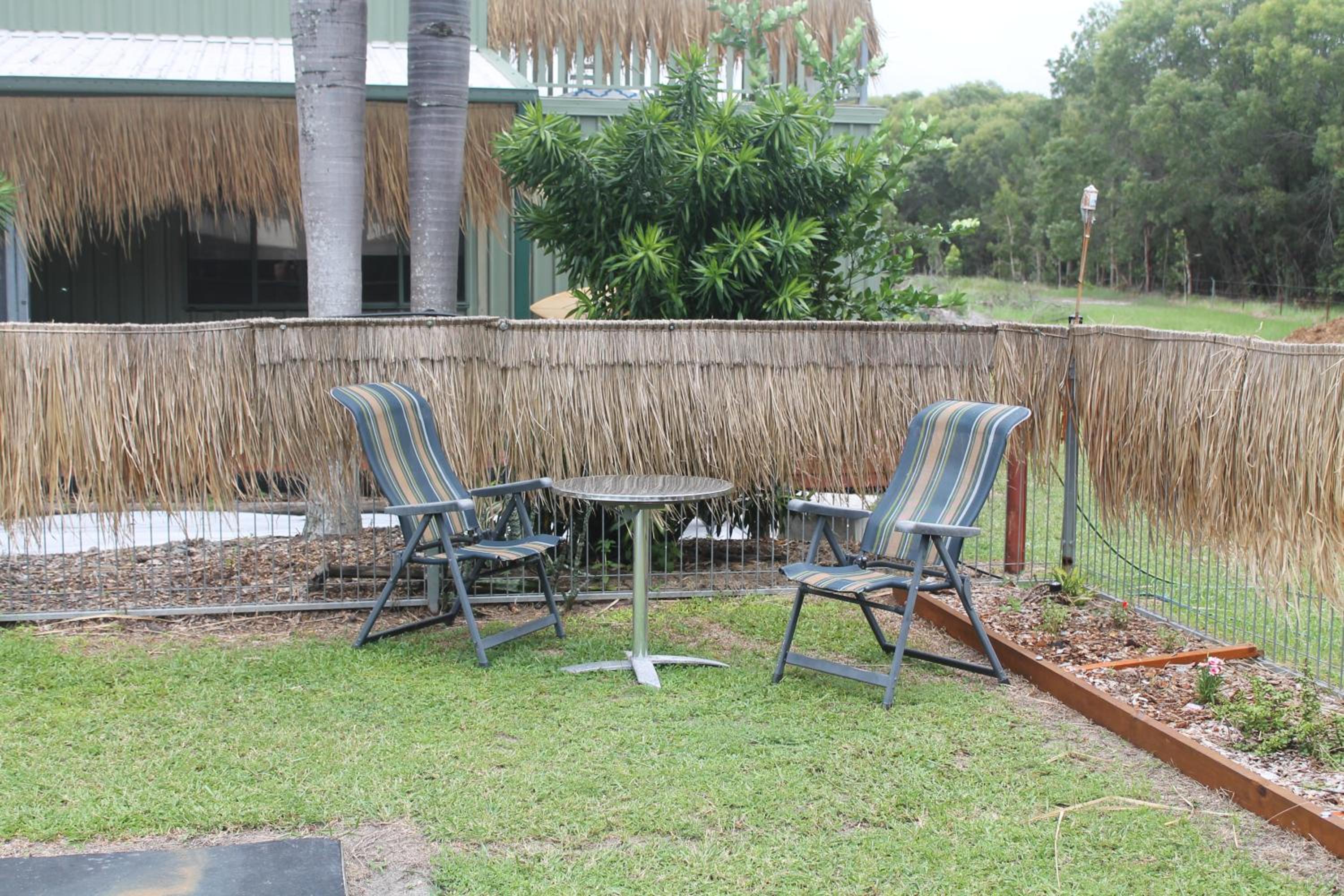 Kurrimine 4 bedroom house and pool