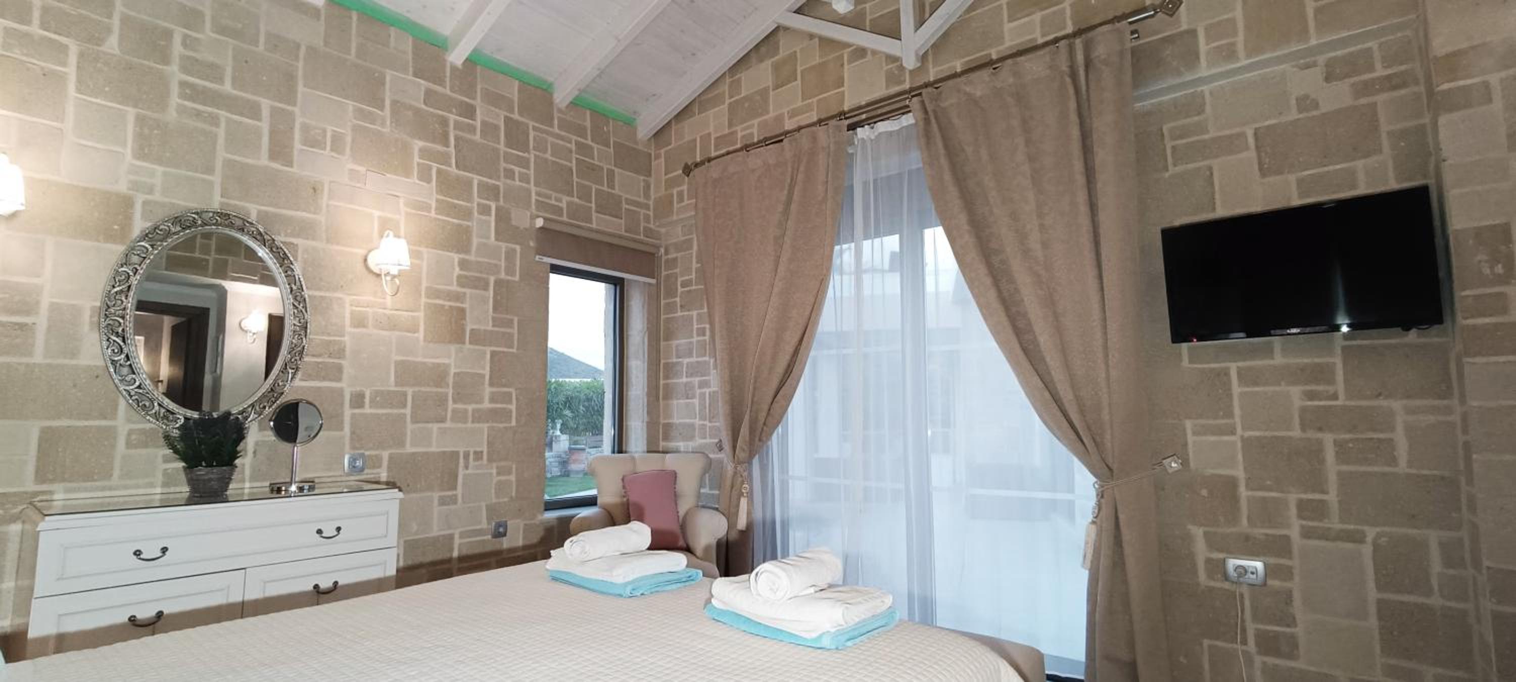 Villa Alexandros