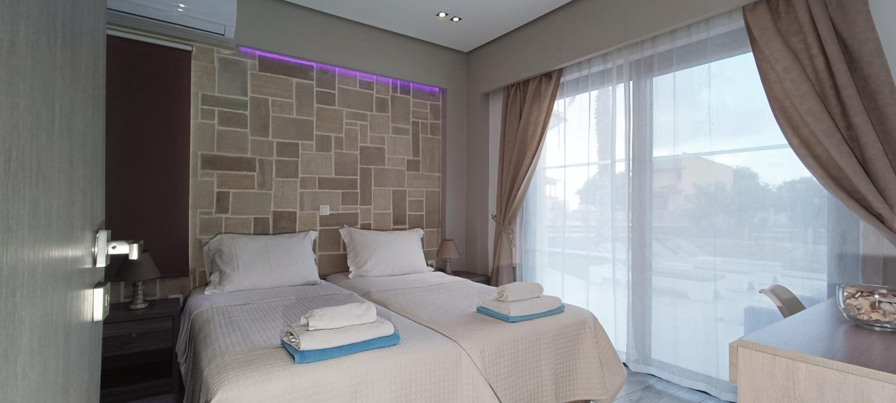 Villa Alexandros
