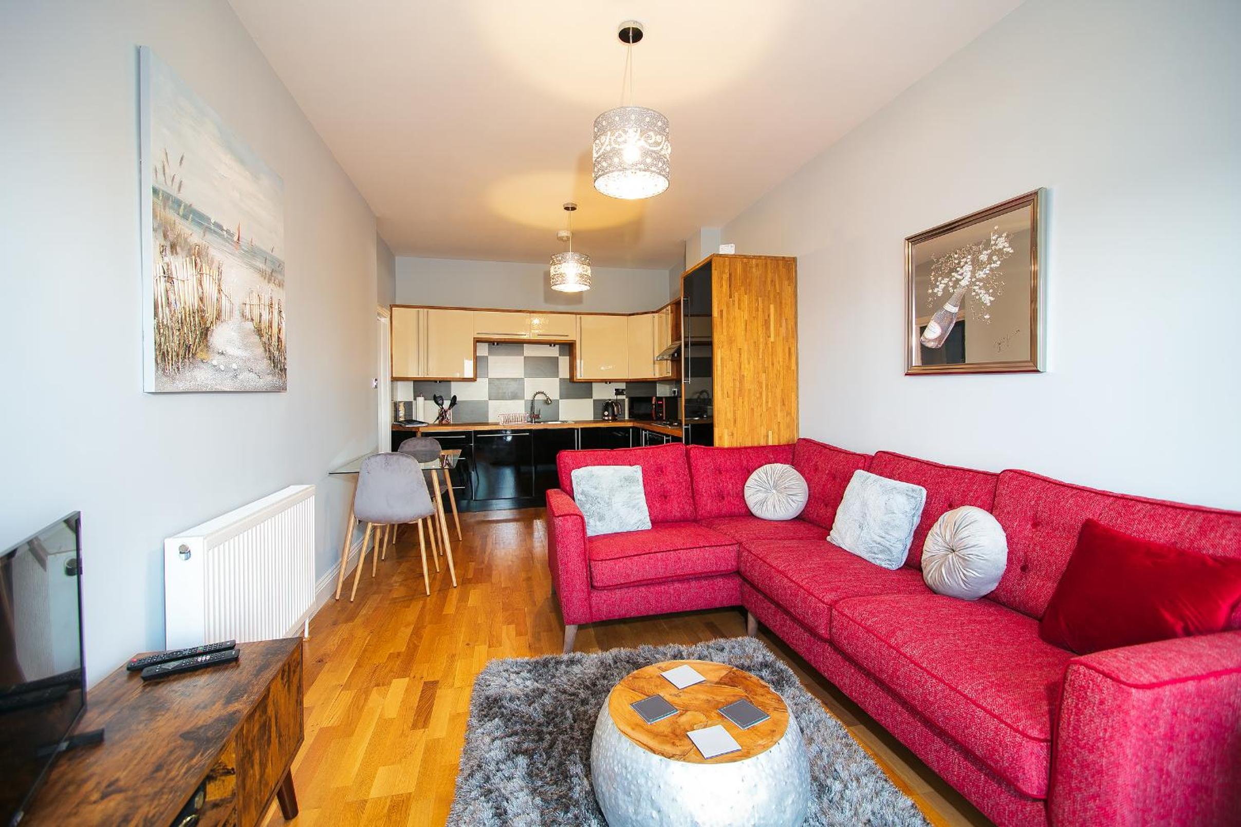 Ramsgate Vacations - Royal Harbour Retreat - Balcony, sea view property - Property Image 10