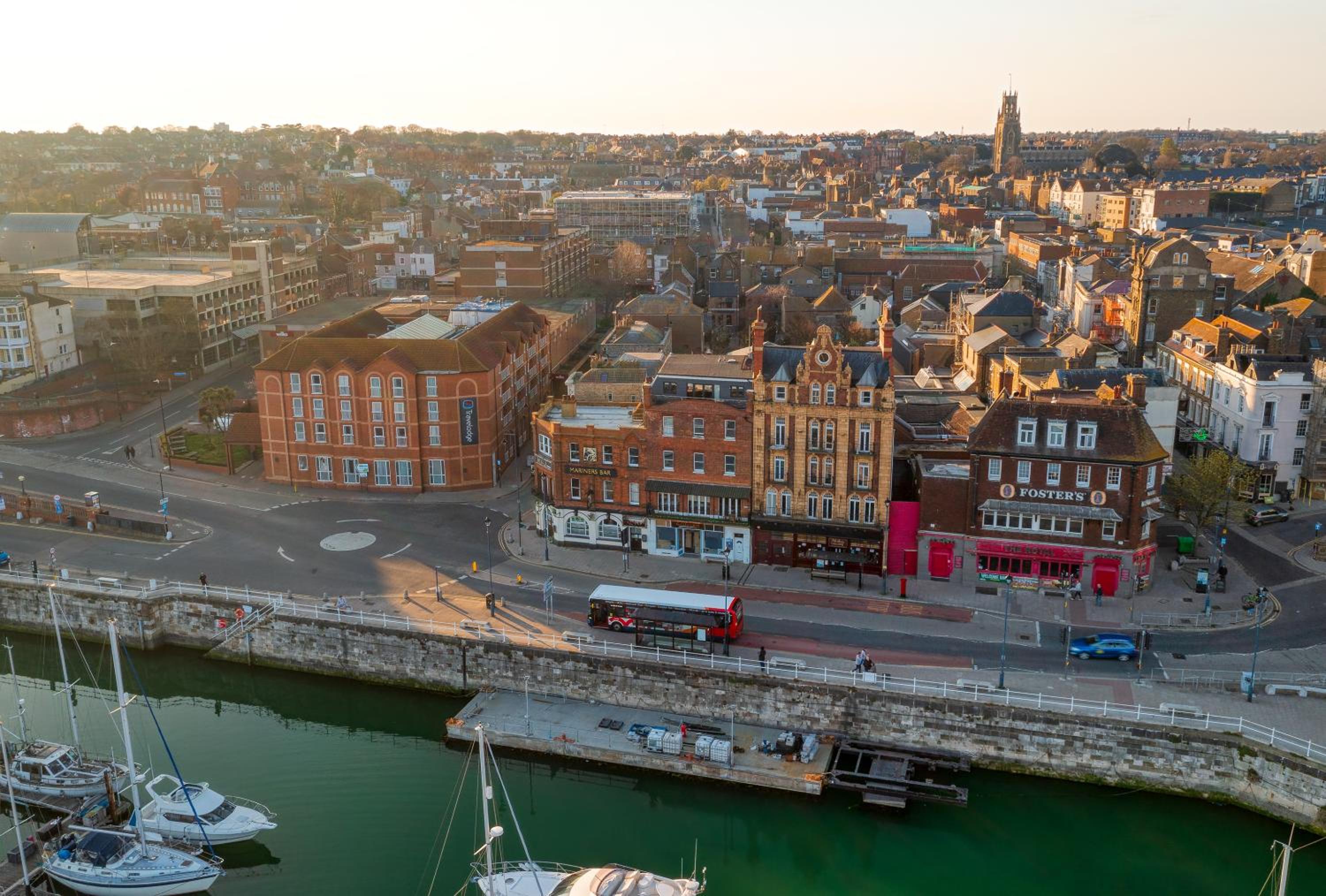 Ramsgate Vacations - Royal Harbour Retreat - Balcony, sea view property - Property Image 9