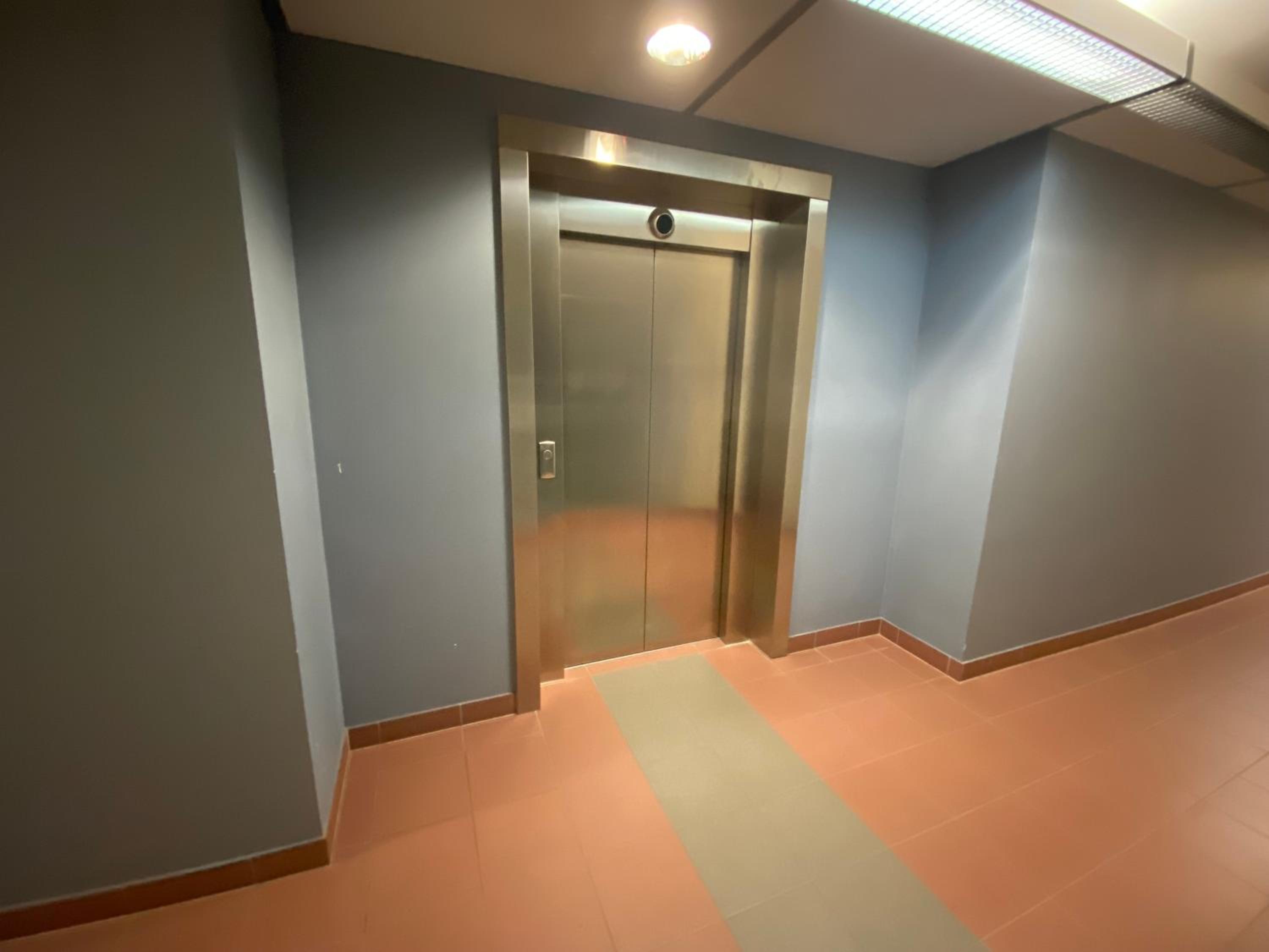 Kaupmehe Terrace Apartment, free parking view 2