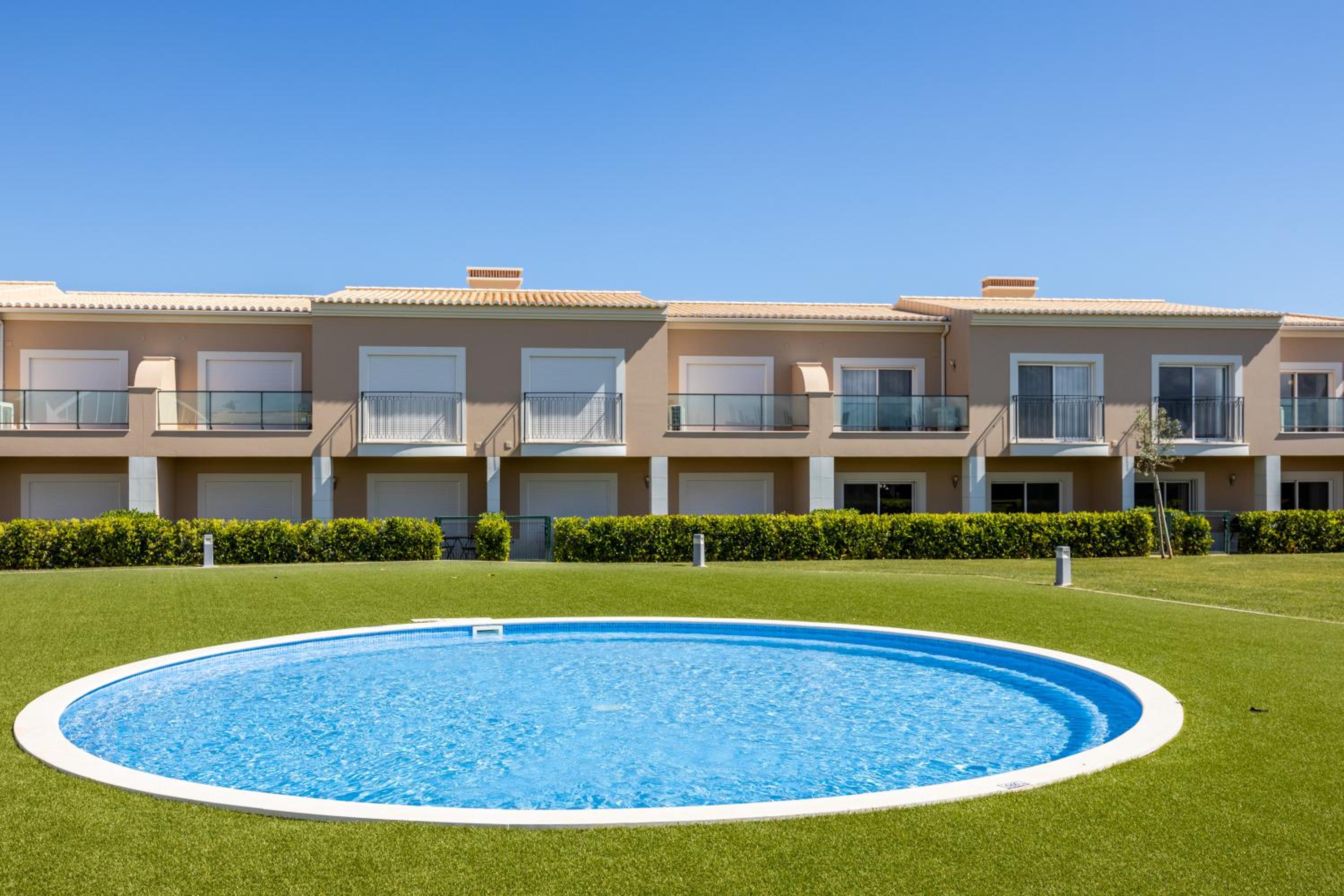 Casa Malhotra at Boa Vista Golf Resort, Bayview Village view 4
