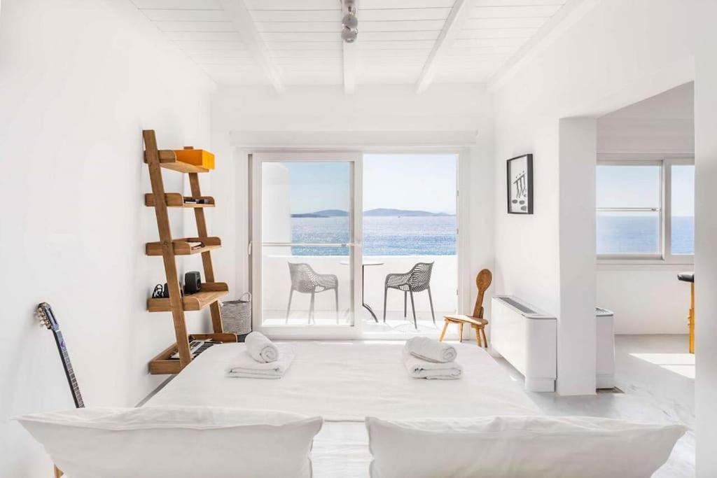 Waterfront Dream Villa photo 1