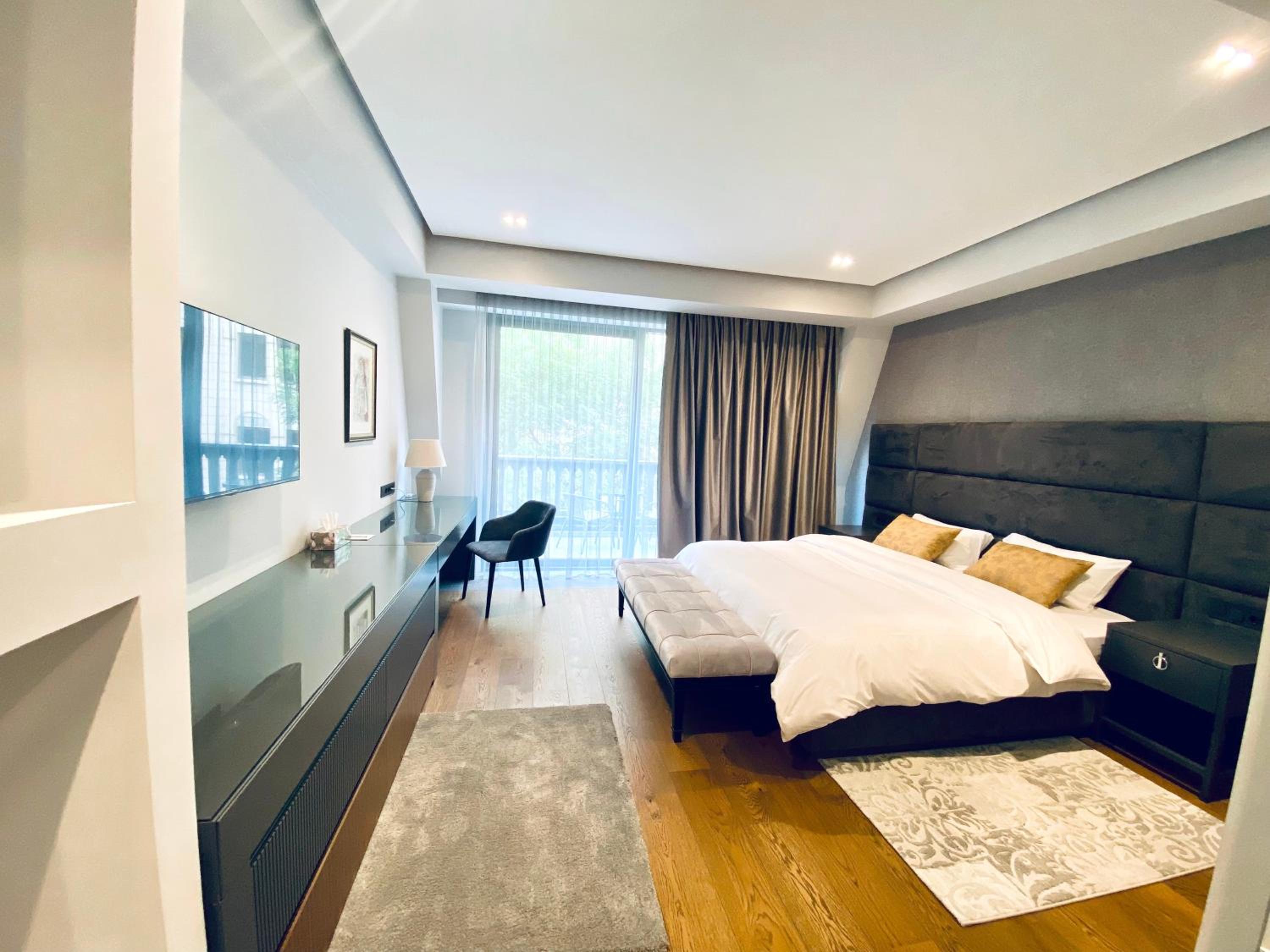 Heart of Yerevan - City Center Luxury Apartments