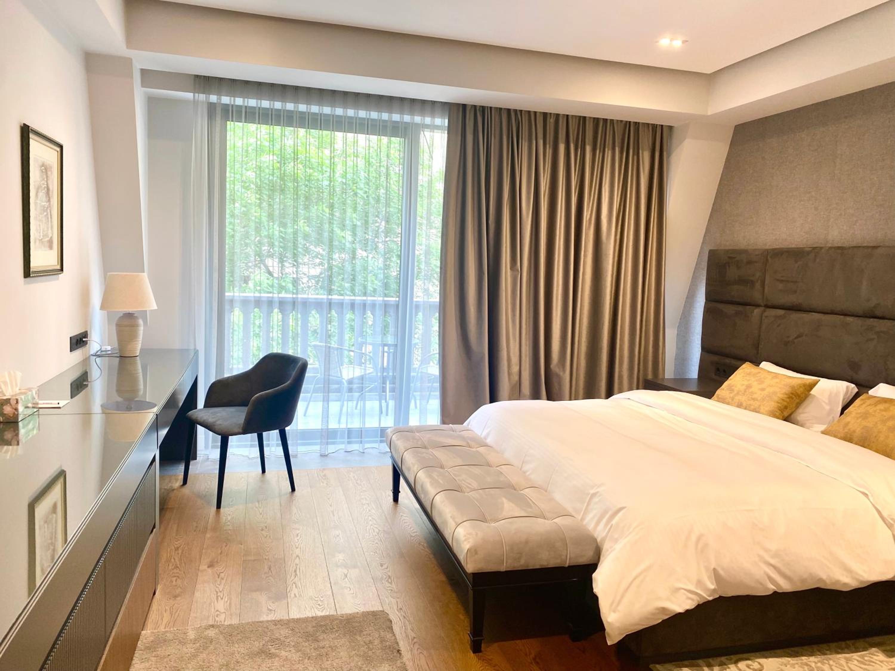 Heart of Yerevan - City Center Luxury Apartments