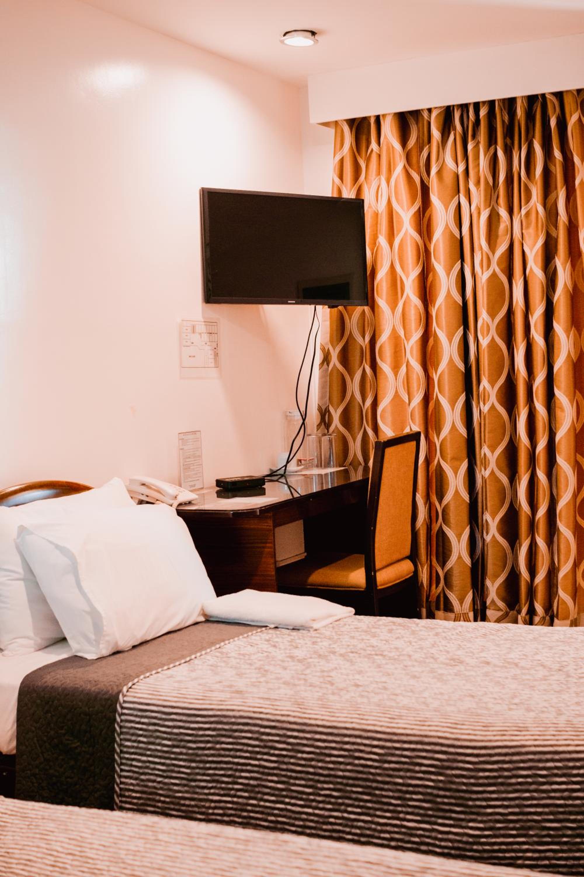 Be-ing Suites