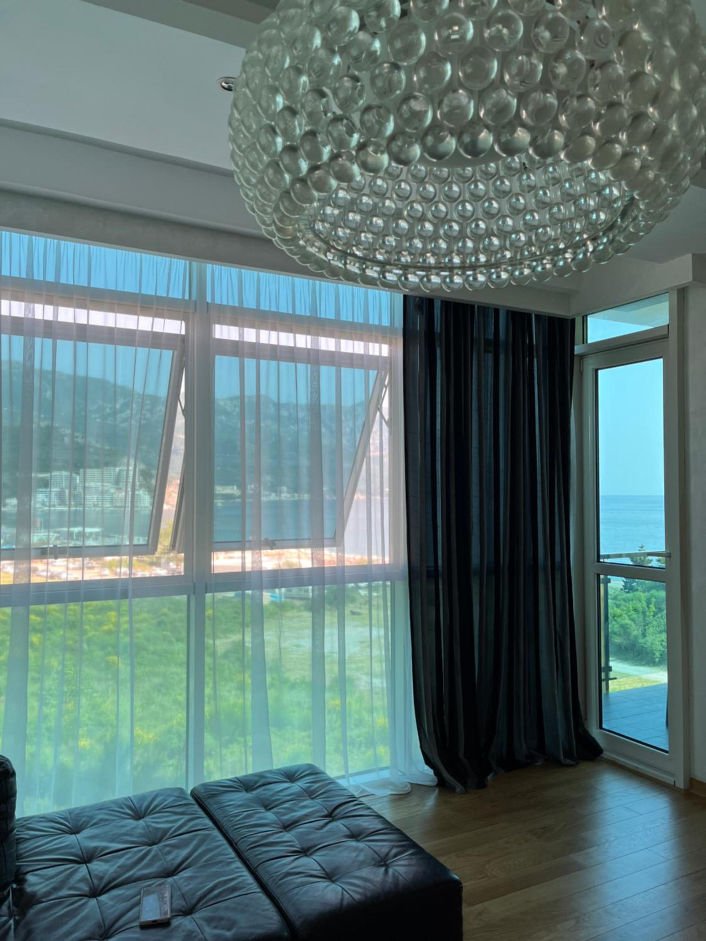 Apartman Staklena kula