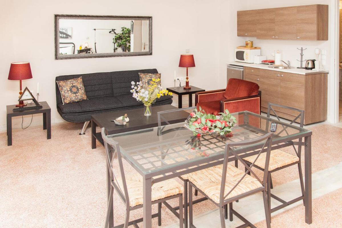 Ioannis Apartments photo 5