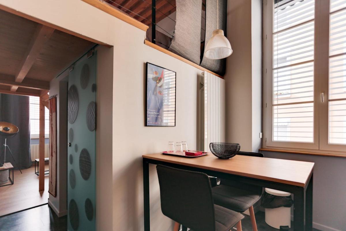GuestReady - Charming Croix-Paquet Loft Fits 2 view 2
