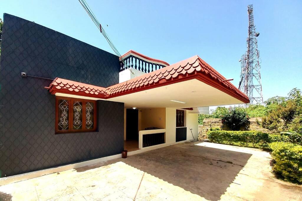 iSTAYS - Yercaud Villa view 2