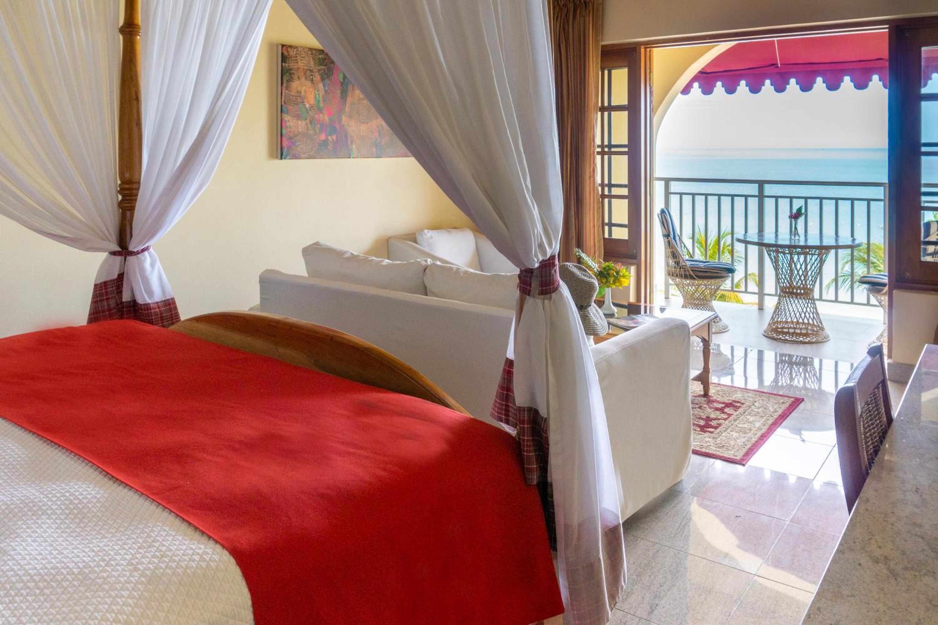 Charela Inn Hotel 54