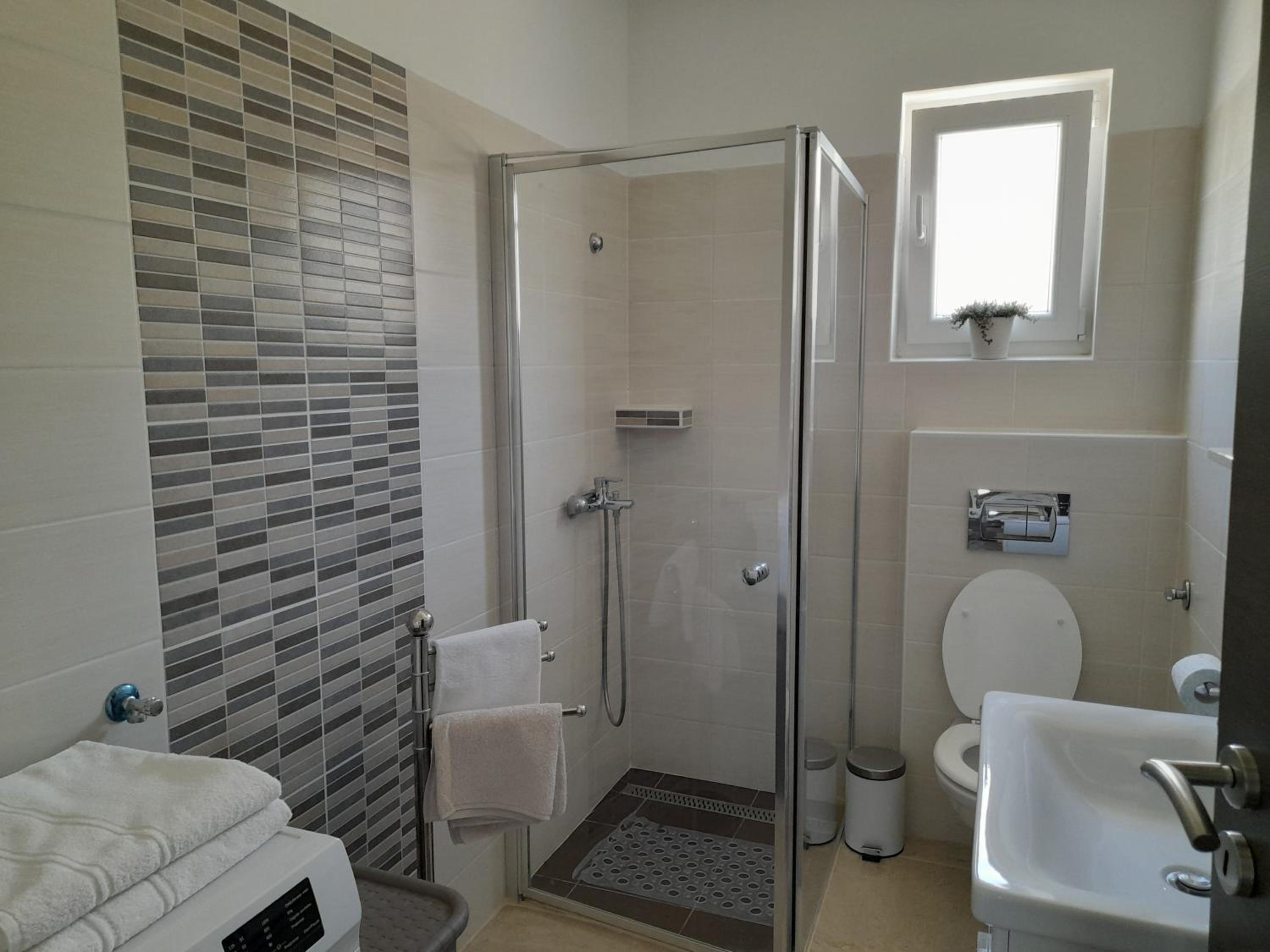 Apartman prvi red do mora view 2