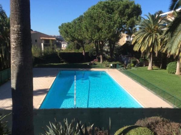 Appartement en résidence avec piscine, cinéma photo 2